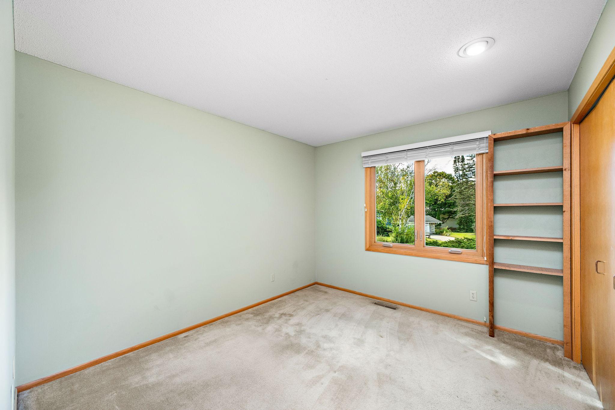 View of Residential at 6015 Stoneybrook Drive, Minnetonka MN 55345, Minnetonka (32 of 45) - Mike Wilen | Minnesota Team Real Estate