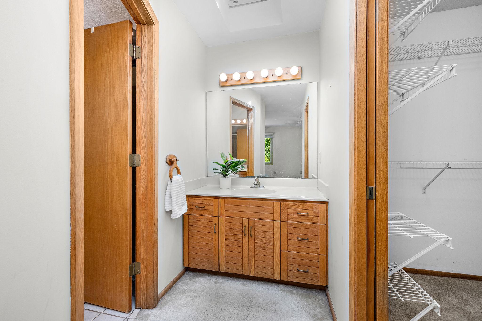 View of Residential at 6015 Stoneybrook Drive, Minnetonka MN 55345, Minnetonka (28 of 45) - Mike Wilen | Minnesota Team Real Estate