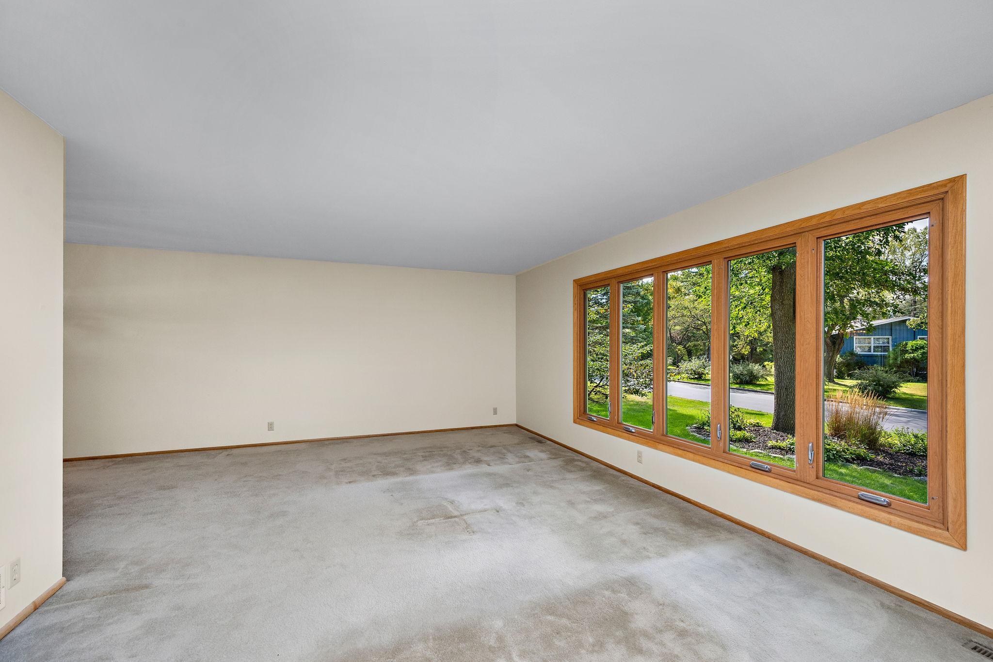 View of Residential at 6015 Stoneybrook Drive, Minnetonka MN 55345, Minnetonka (6 of 45) - Mike Wilen | Minnesota Team Real Estate