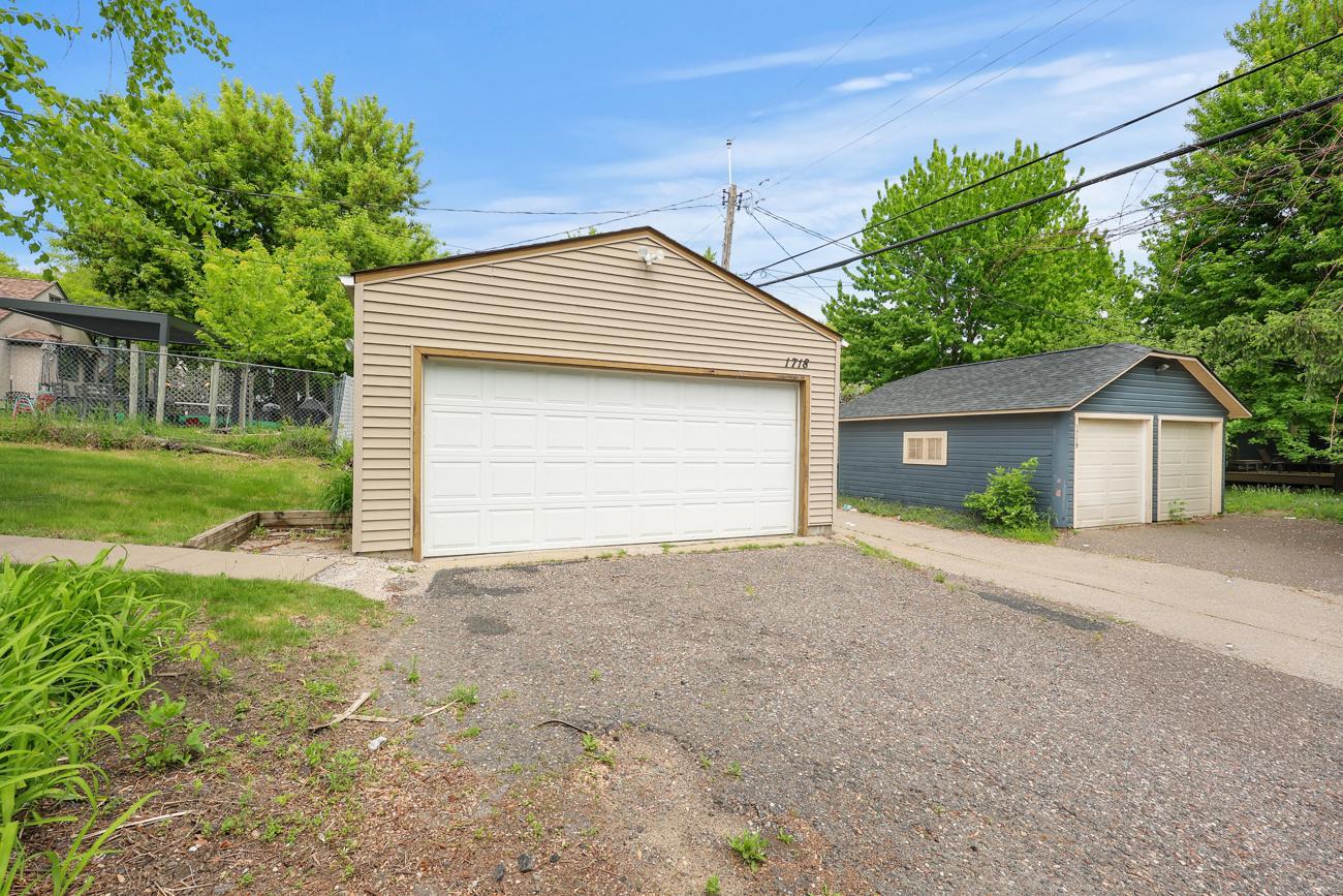 View of Residential at 1718 Vincent Avenue, Minneapolis MN 55411, Minneapolis (26 of 31) - Mike Wilen | Minnesota Team Real Estate