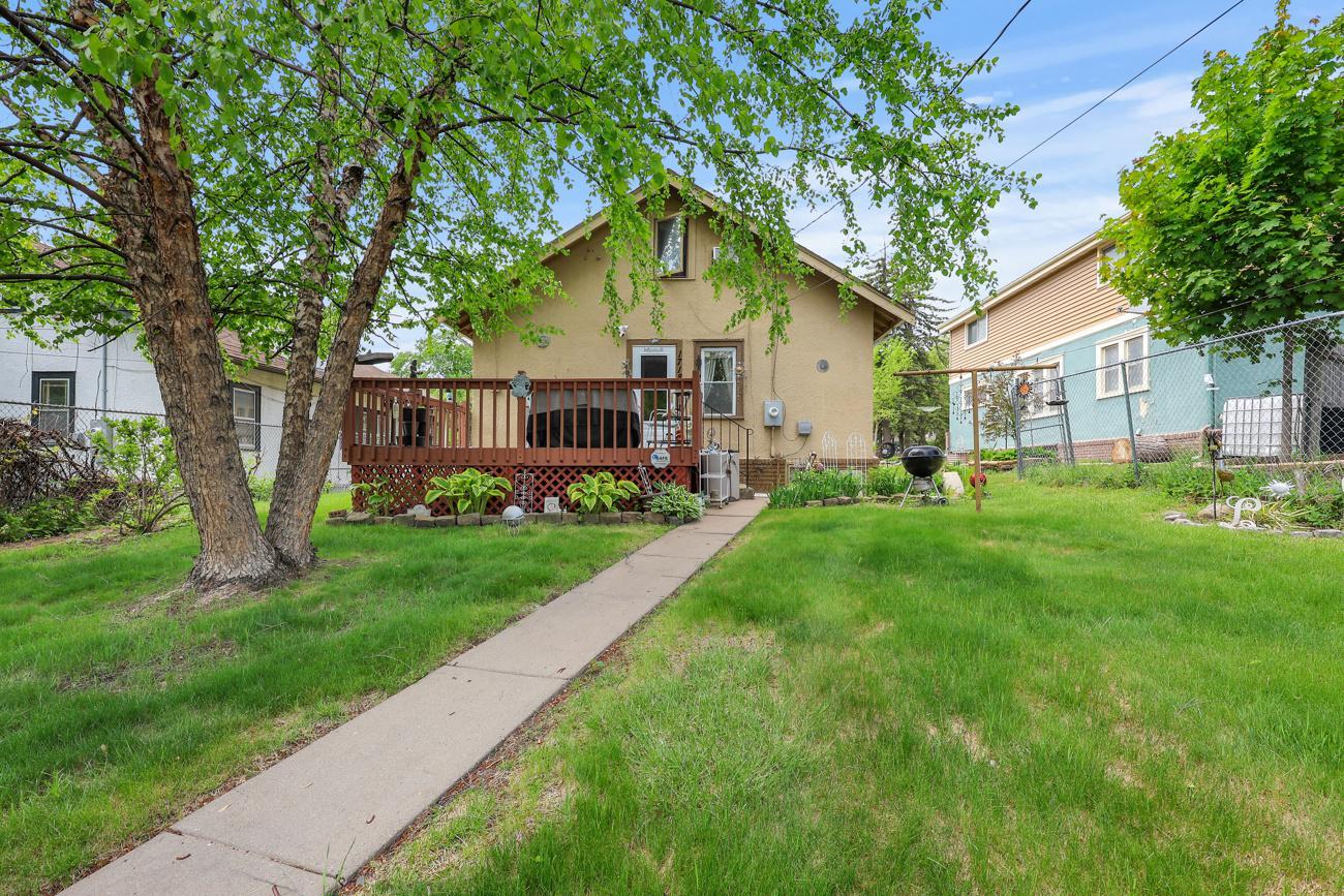View of Residential at 1718 Vincent Avenue, Minneapolis MN 55411, Minneapolis (25 of 31) - Mike Wilen | Minnesota Team Real Estate