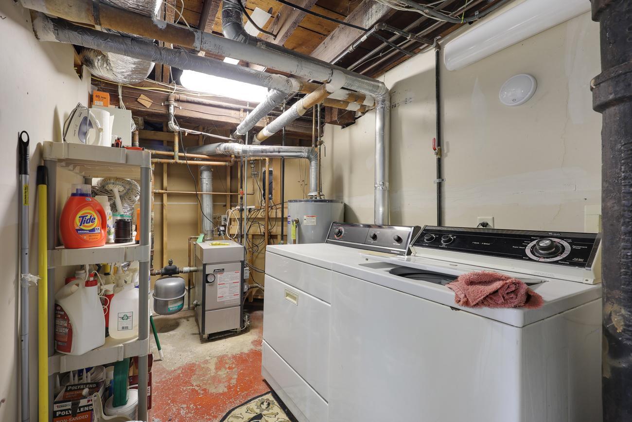 View of Residential at 1718 Vincent Avenue, Minneapolis MN 55411, Minneapolis (23 of 31) - Mike Wilen | Minnesota Team Real Estate