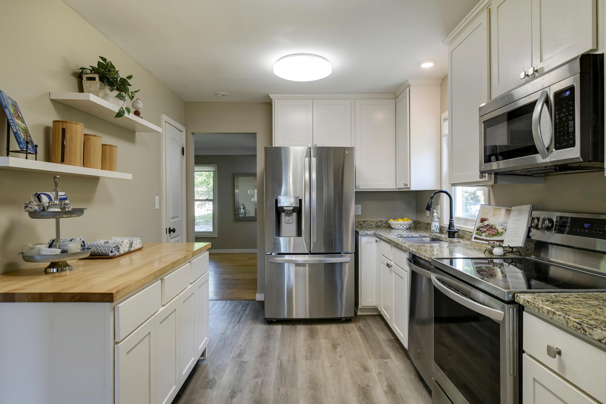 View of Residential at 3435 Zenith Avenue, Robbinsdale MN 55422, Robbinsdale (8 of 52) - Mike Wilen | Minnesota Team Real Estate