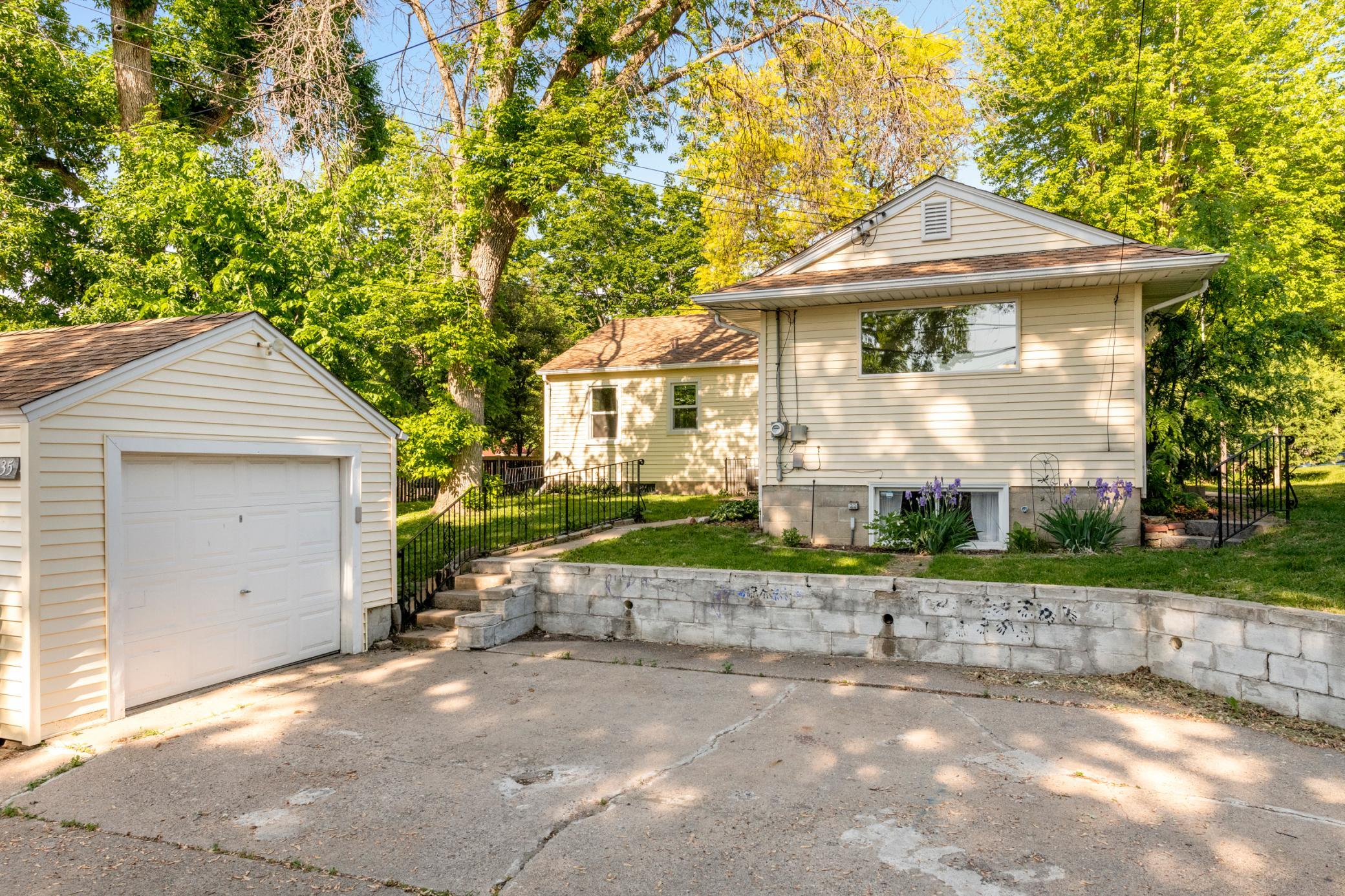 View of Residential at 3435 Zenith Avenue, Robbinsdale MN 55422, Robbinsdale (35 of 52) - Mike Wilen | Minnesota Team Real Estate