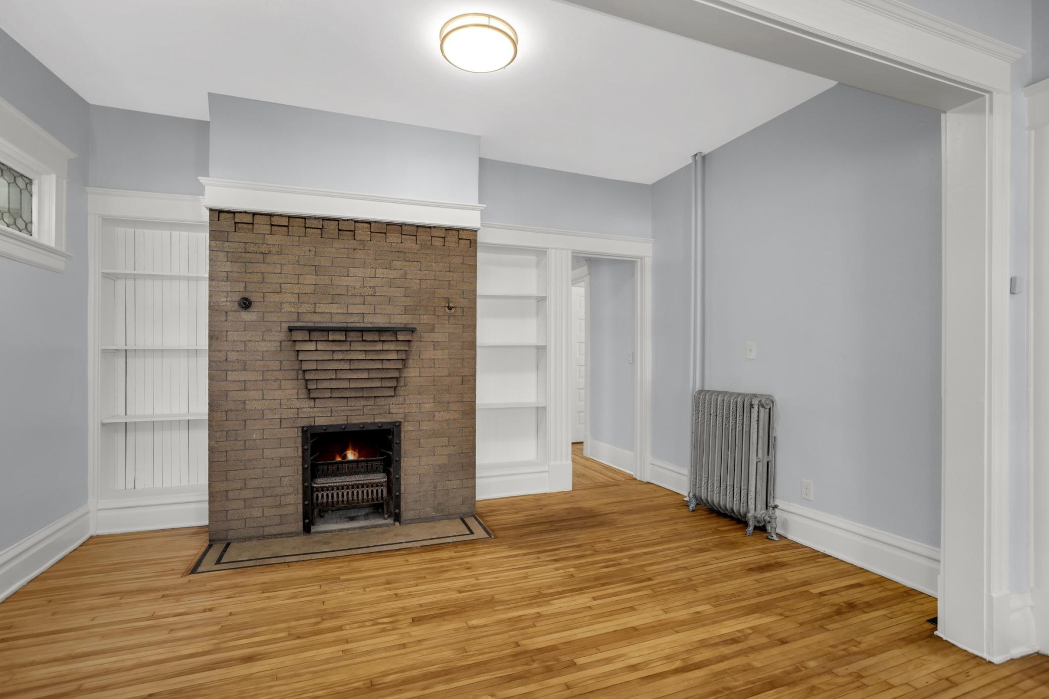 View of Residential Income at 806 6th Street, Minneapolis MN 55414, Minneapolis (10 of 36) - Mike Wilen | Minnesota Team Real Estate