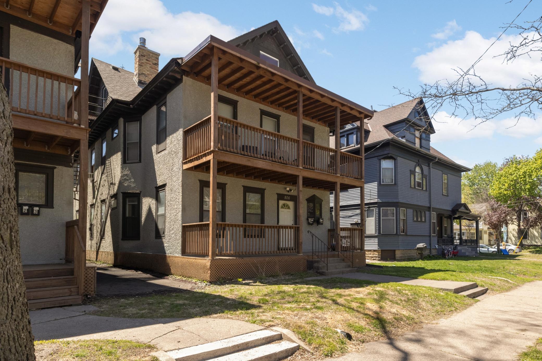 View of Residential Income at 806 6th Street, Minneapolis MN 55414, Minneapolis - Mike Wilen | Minnesota Team Real Estate