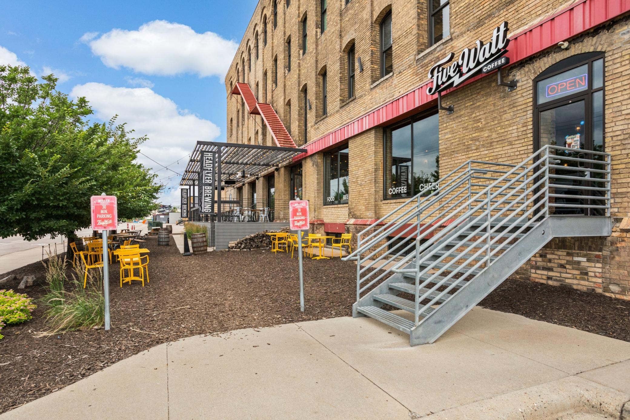View of Residential Income at 810 6th Street, Minneapolis MN 55414, Minneapolis (32 of 36) - Mike Wilen | Minnesota Team Real Estate