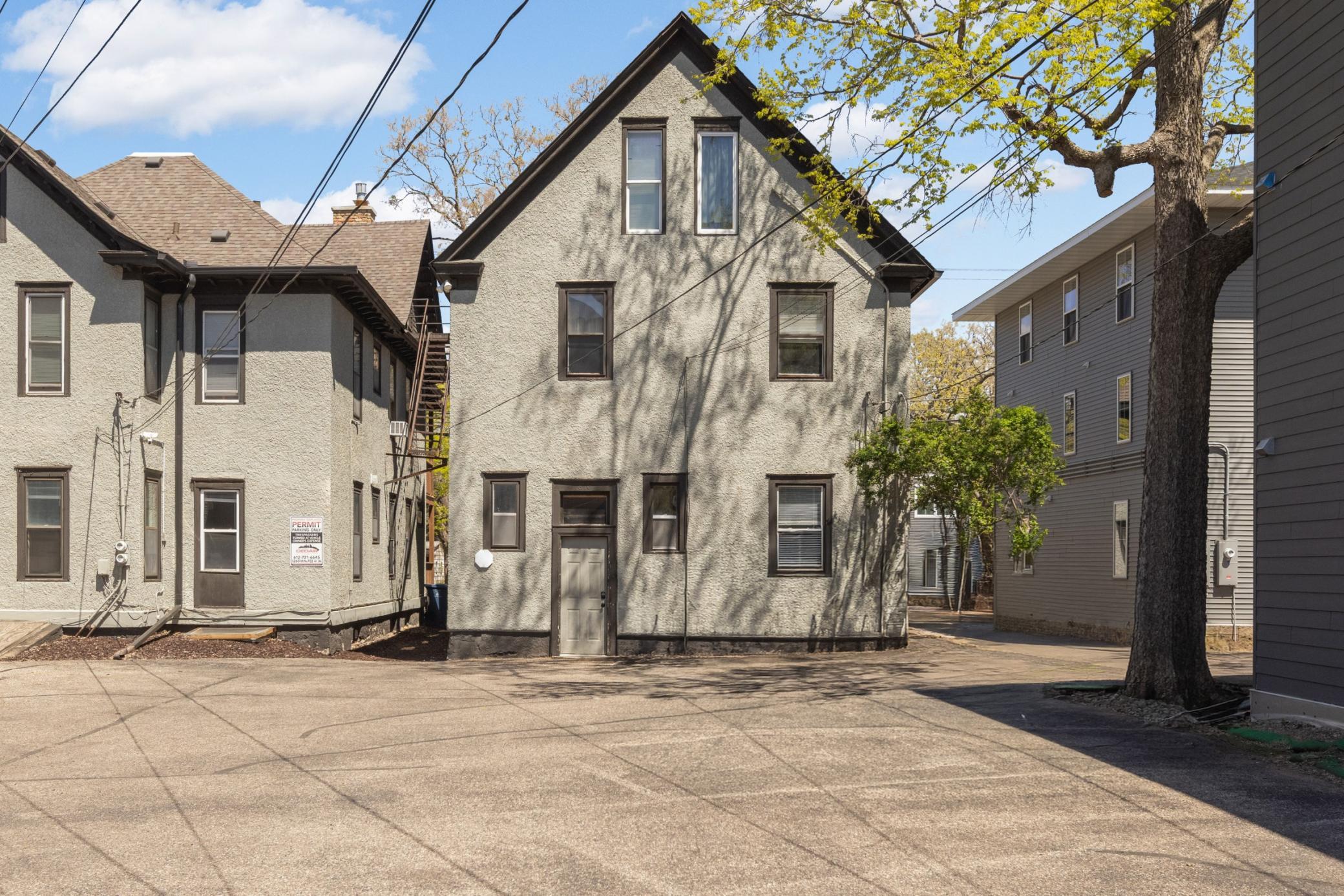 View of Residential Income at 810 6th Street, Minneapolis MN 55414, Minneapolis (28 of 36) - Mike Wilen | Minnesota Team Real Estate