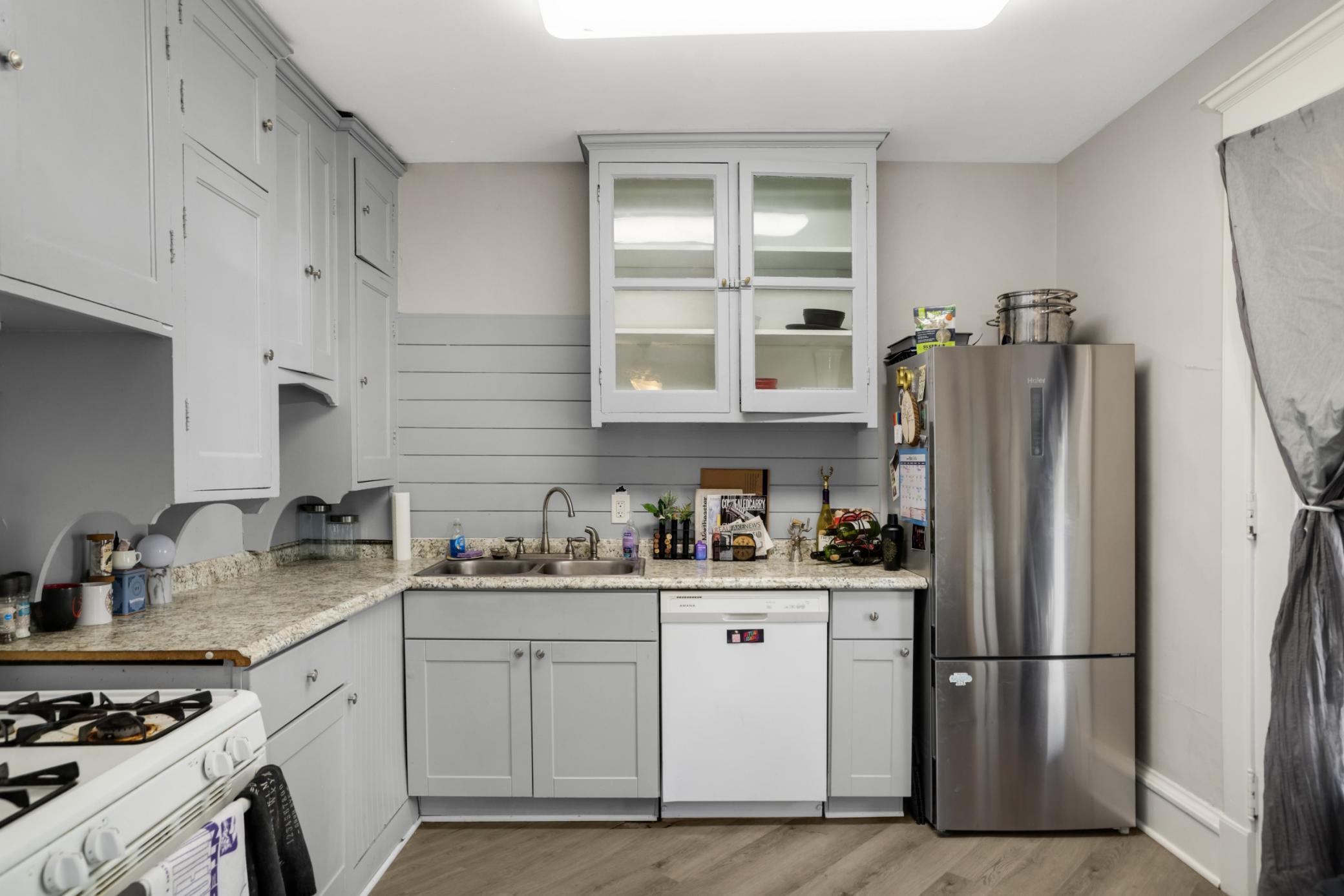 View of Residential Income at 810 6th Street, Minneapolis MN 55414, Minneapolis (13 of 36) - Mike Wilen | Minnesota Team Real Estate