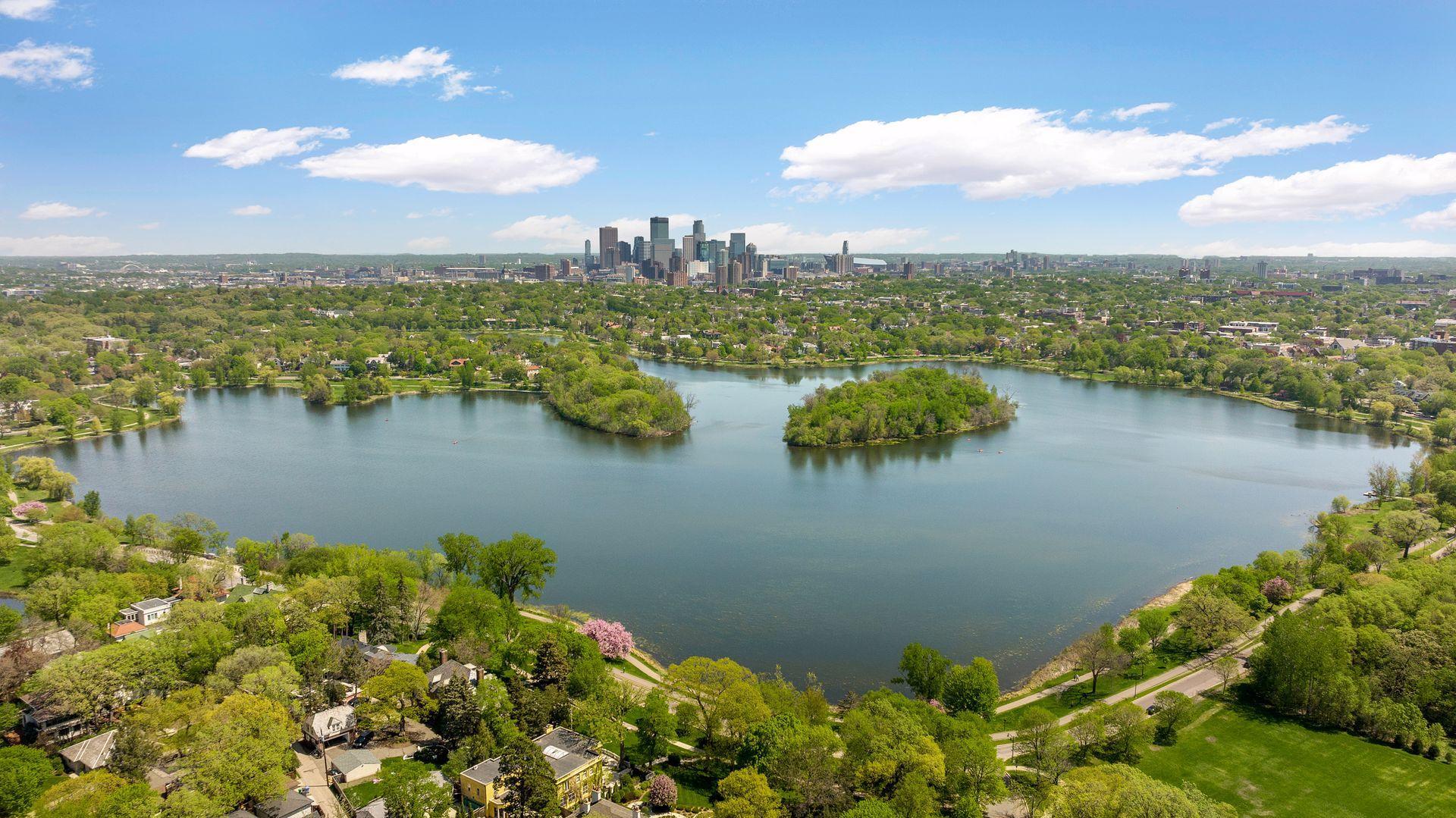 View of Residential at 2240 Lake Of The Isles Parkway, Minneapolis MN 55405, Minneapolis (71 of 88) - Mike Wilen | Minnesota Team Real Estate