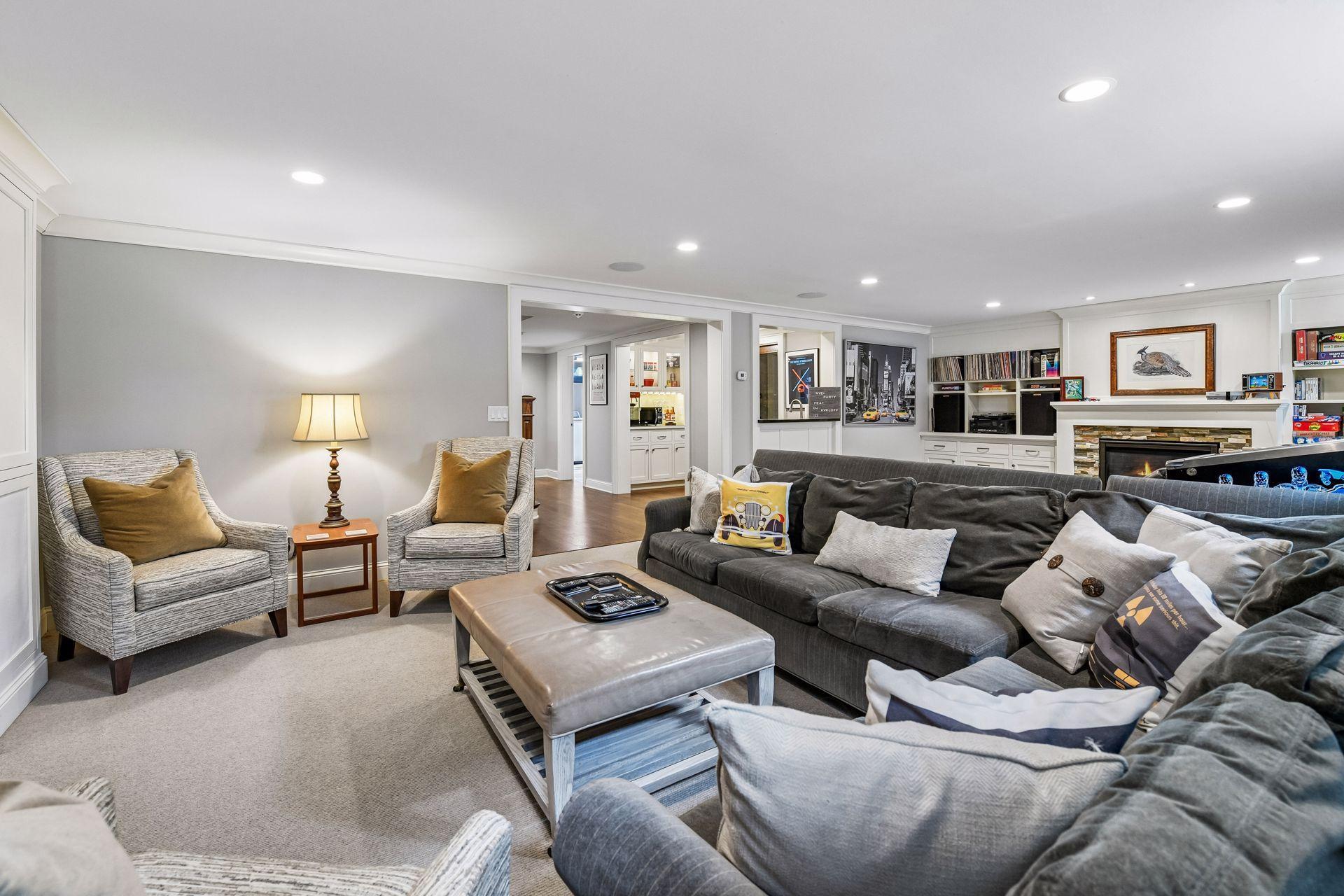 View of Residential at 2240 Lake Of The Isles Parkway, Minneapolis MN 55405, Minneapolis (53 of 88) - Mike Wilen | Minnesota Team Real Estate