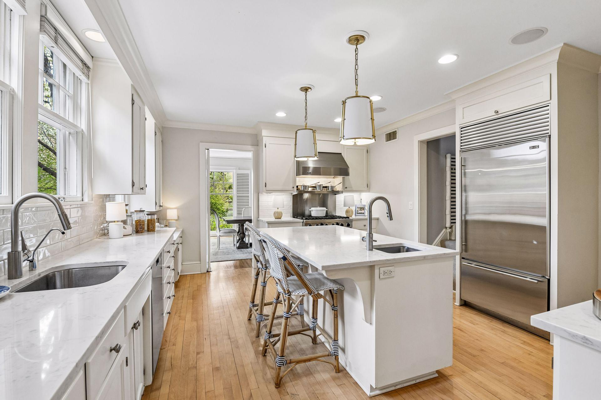 View of Residential at 2240 Lake Of The Isles Parkway, Minneapolis MN 55405, Minneapolis (26 of 88) - Mike Wilen | Minnesota Team Real Estate