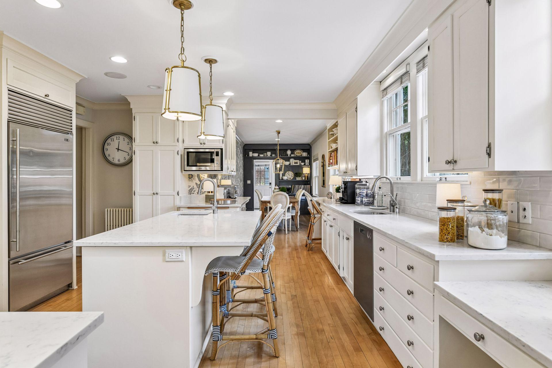 View of Residential at 2240 Lake Of The Isles Parkway, Minneapolis MN 55405, Minneapolis (22 of 88) - Mike Wilen | Minnesota Team Real Estate
