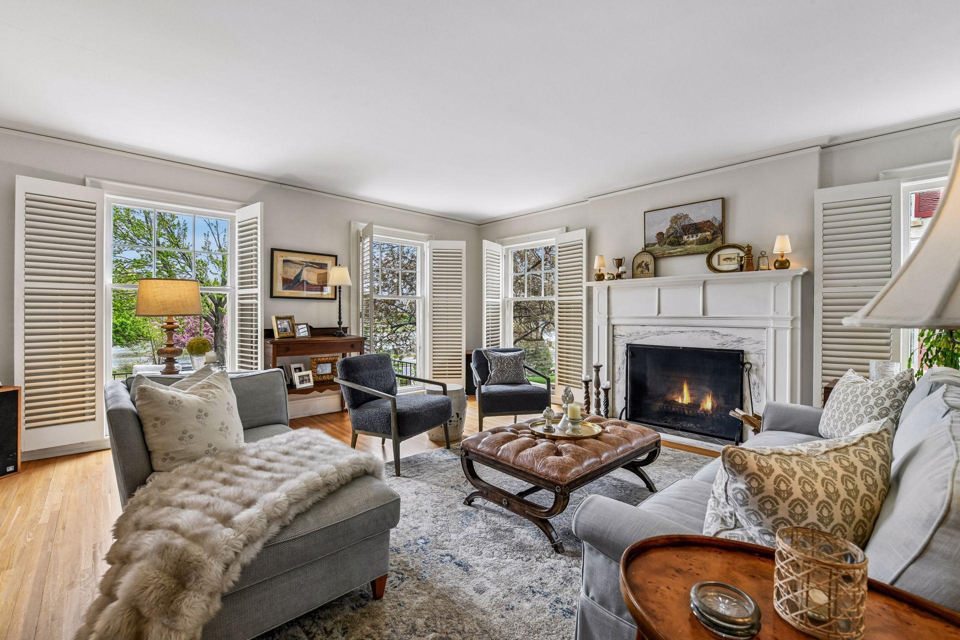 View of Residential at 2240 Lake Of The Isles Parkway, Minneapolis MN 55405, Minneapolis (10 of 88) - Mike Wilen | Minnesota Team Real Estate