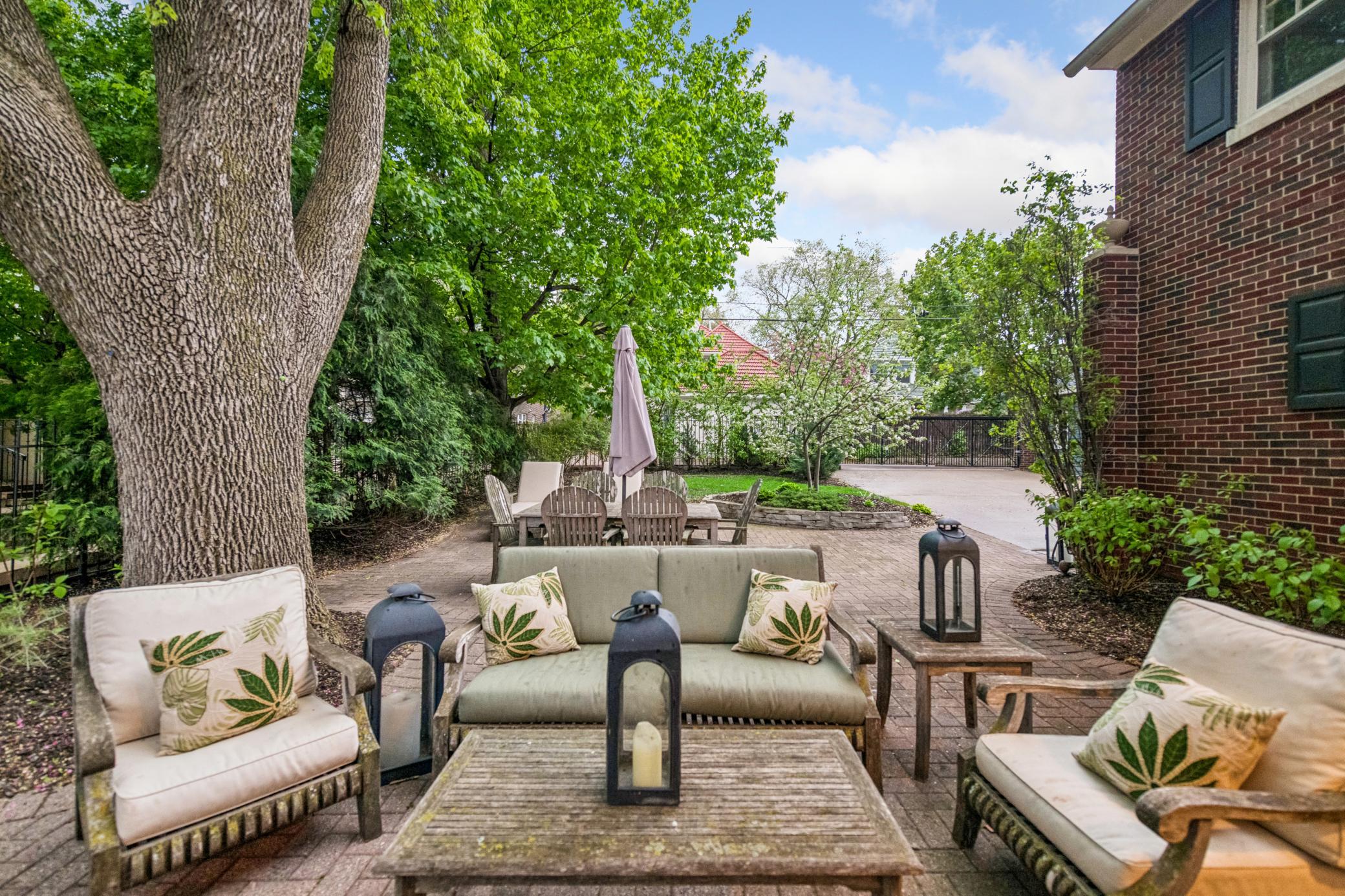 View of Residential at 2240 Lake Of The Isles Parkway, Minneapolis MN 55405, Minneapolis (67 of 88) - Mike Wilen | Minnesota Team Real Estate