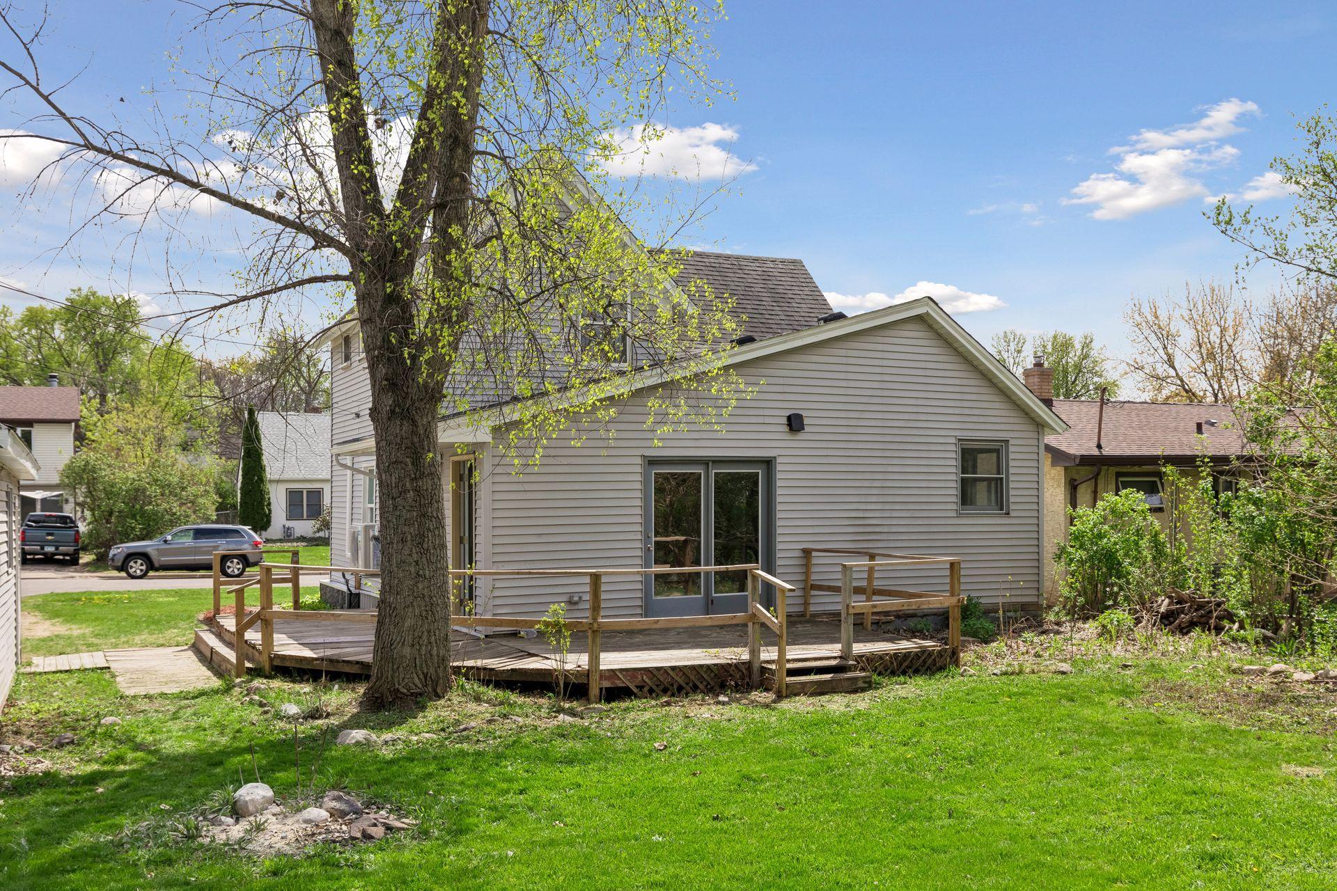View of Residential at 2587 2nd Avenue, North Saint Paul MN 55109, North Saint Paul (27 of 30) - Mike Wilen | Minnesota Team Real Estate