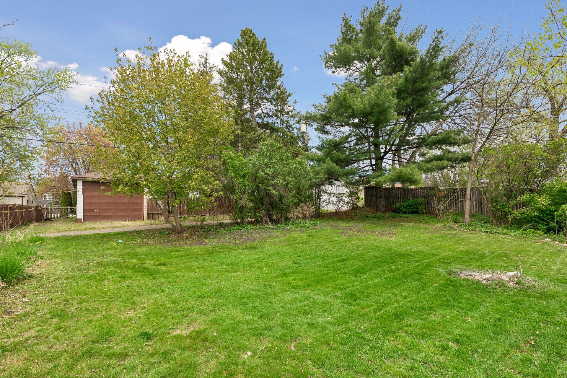 View of Residential at 2587 2nd Avenue, North Saint Paul MN 55109, North Saint Paul (30 of 30) - Mike Wilen | Minnesota Team Real Estate