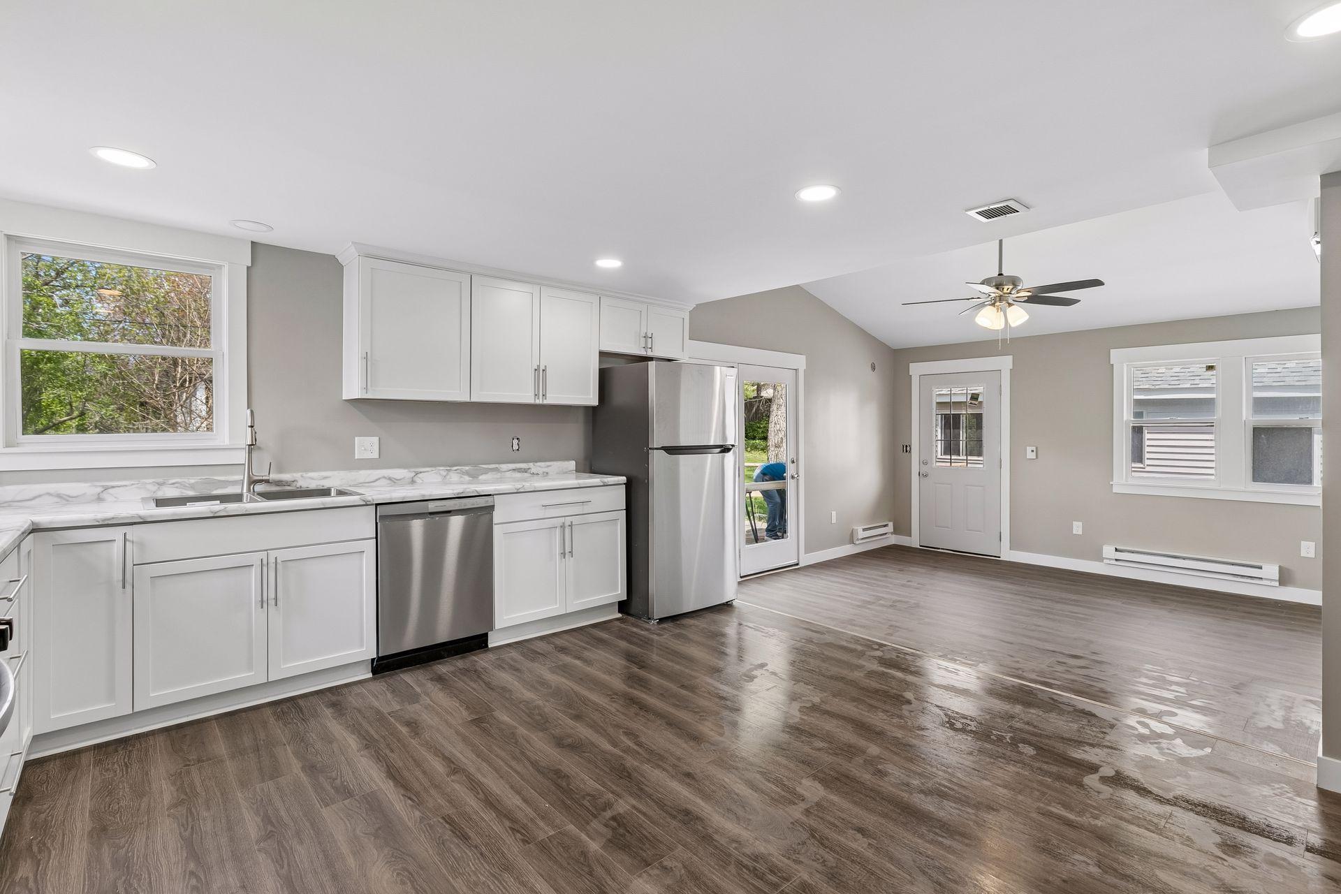View of Residential at 2587 2nd Avenue, North Saint Paul MN 55109, North Saint Paul (17 of 30) - Mike Wilen | Minnesota Team Real Estate