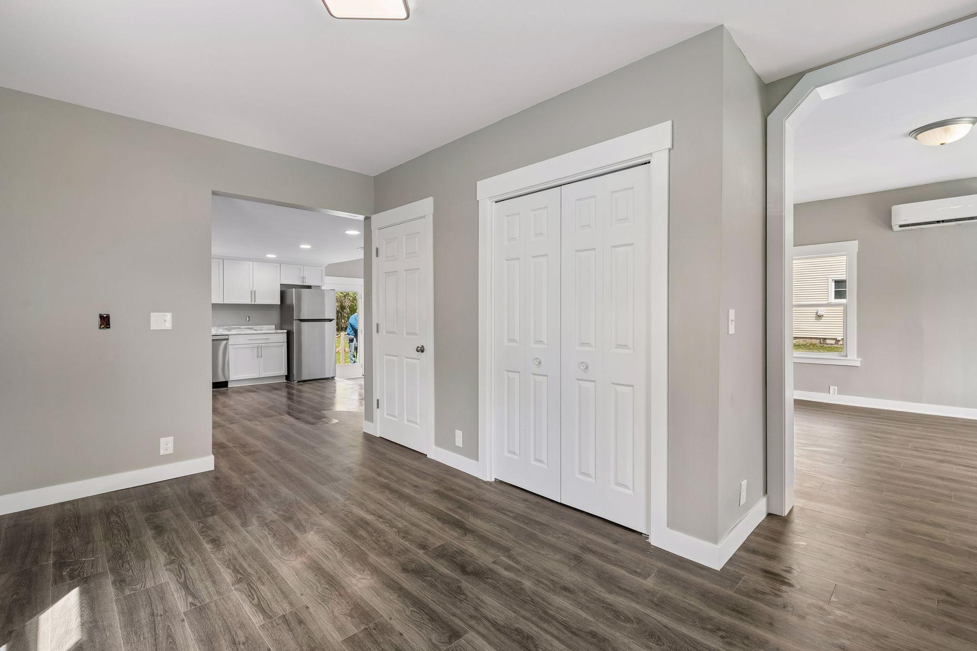 View of Residential at 2587 2nd Avenue, North Saint Paul MN 55109, North Saint Paul (11 of 30) - Mike Wilen | Minnesota Team Real Estate