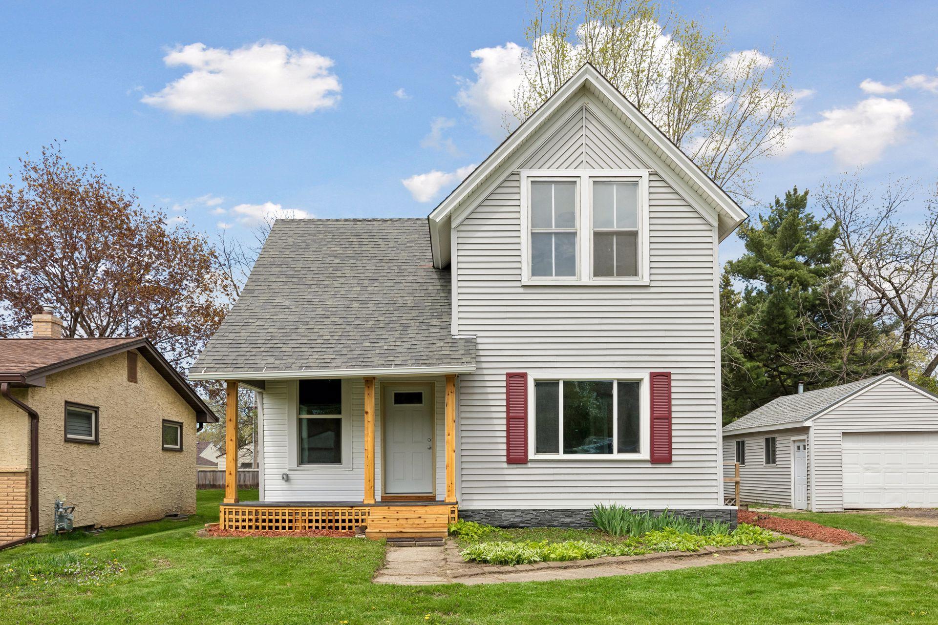View of Residential at 2587 2nd Avenue, North Saint Paul MN 55109, North Saint Paul (2 of 30) - Mike Wilen | Minnesota Team Real Estate
