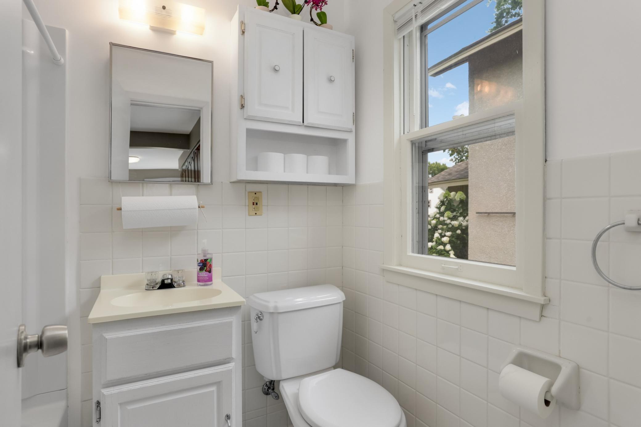 View of Residential at 1404 Hubbard Avenue, Saint Paul MN 55104, Saint Paul (5 of 37) - Mike Wilen | Minnesota Team Real Estate