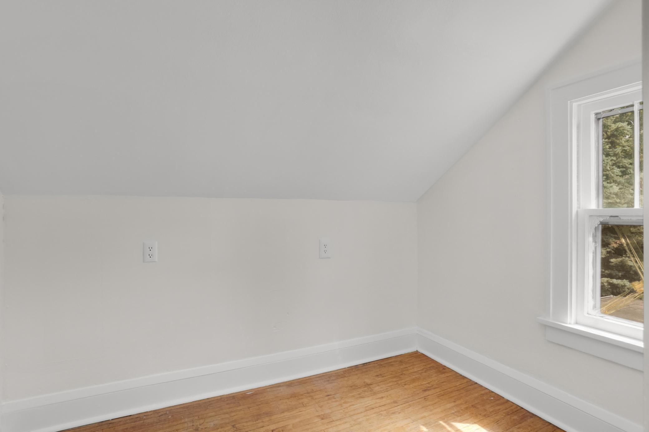 View of Residential at 1404 Hubbard Avenue, Saint Paul MN 55104, Saint Paul (21 of 37) - Mike Wilen | Minnesota Team Real Estate
