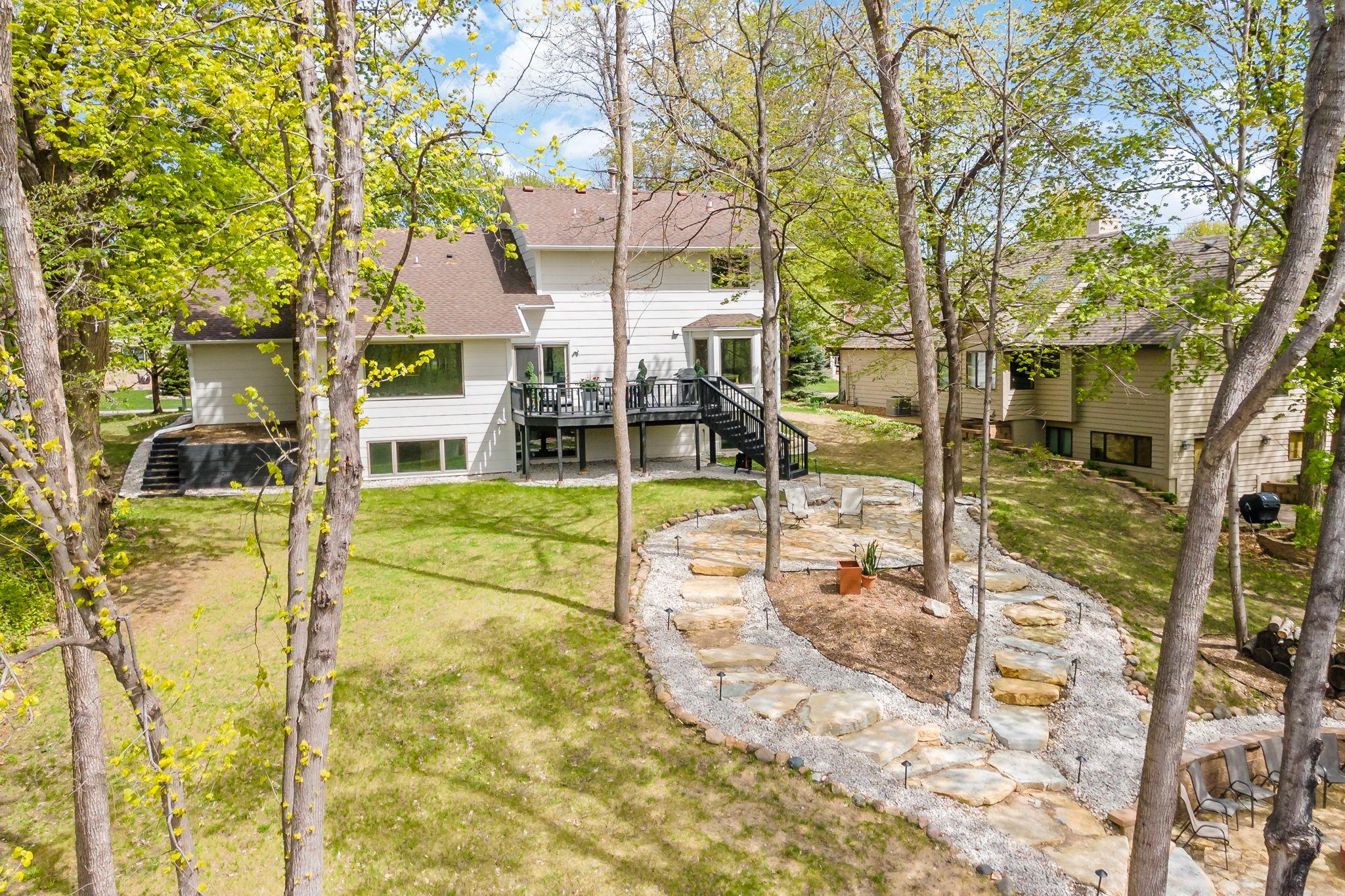 View of Residential at 9421 Dallas Lane, Maple Grove MN 55369, Maple Grove (33 of 39) - Mike Wilen | Minnesota Team Real Estate