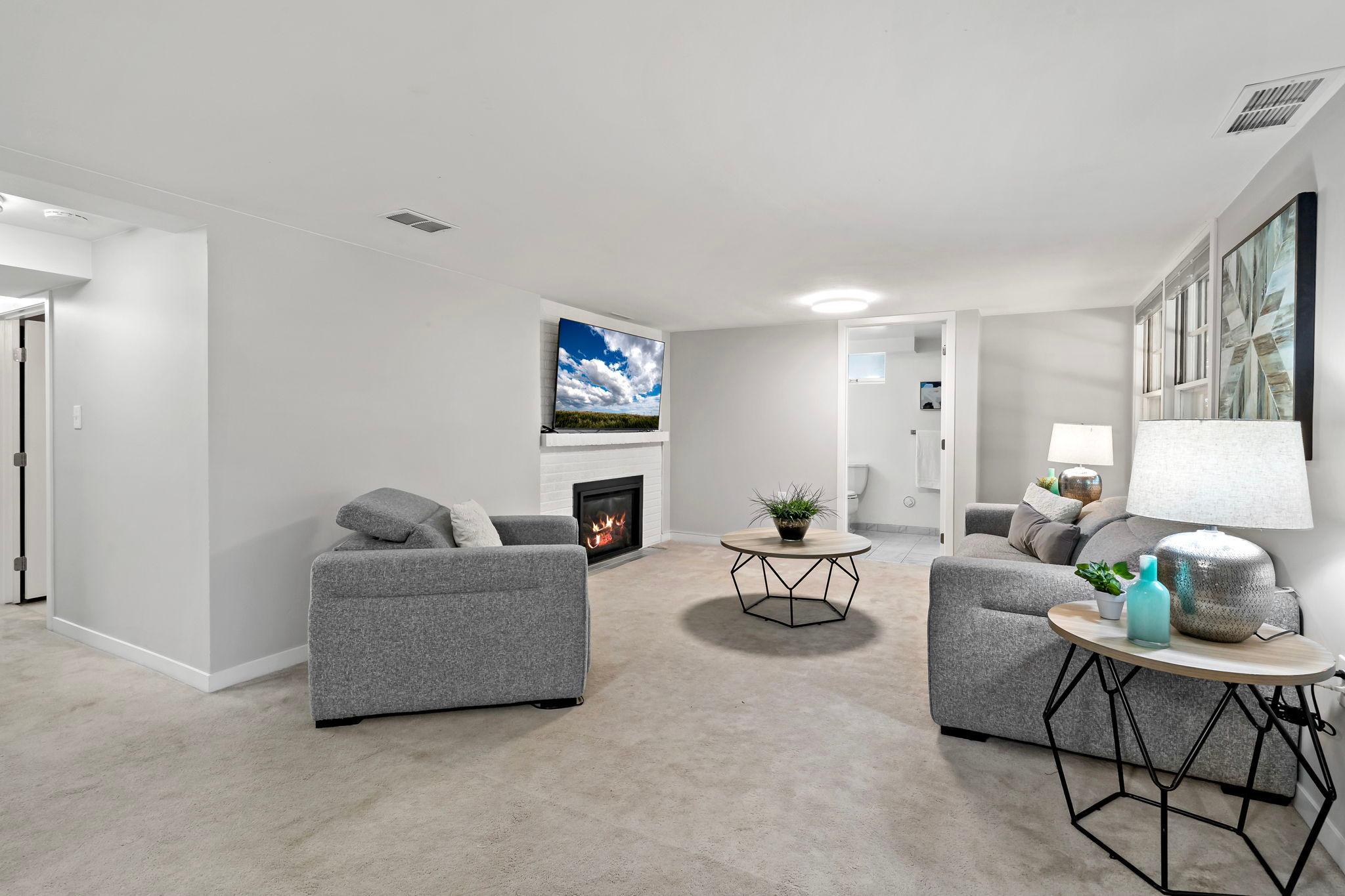 View of Residential at 1389 Prior Avenue, Saint Paul MN 55116, Saint Paul (32 of 51) - Mike Wilen | Minnesota Team Real Estate
