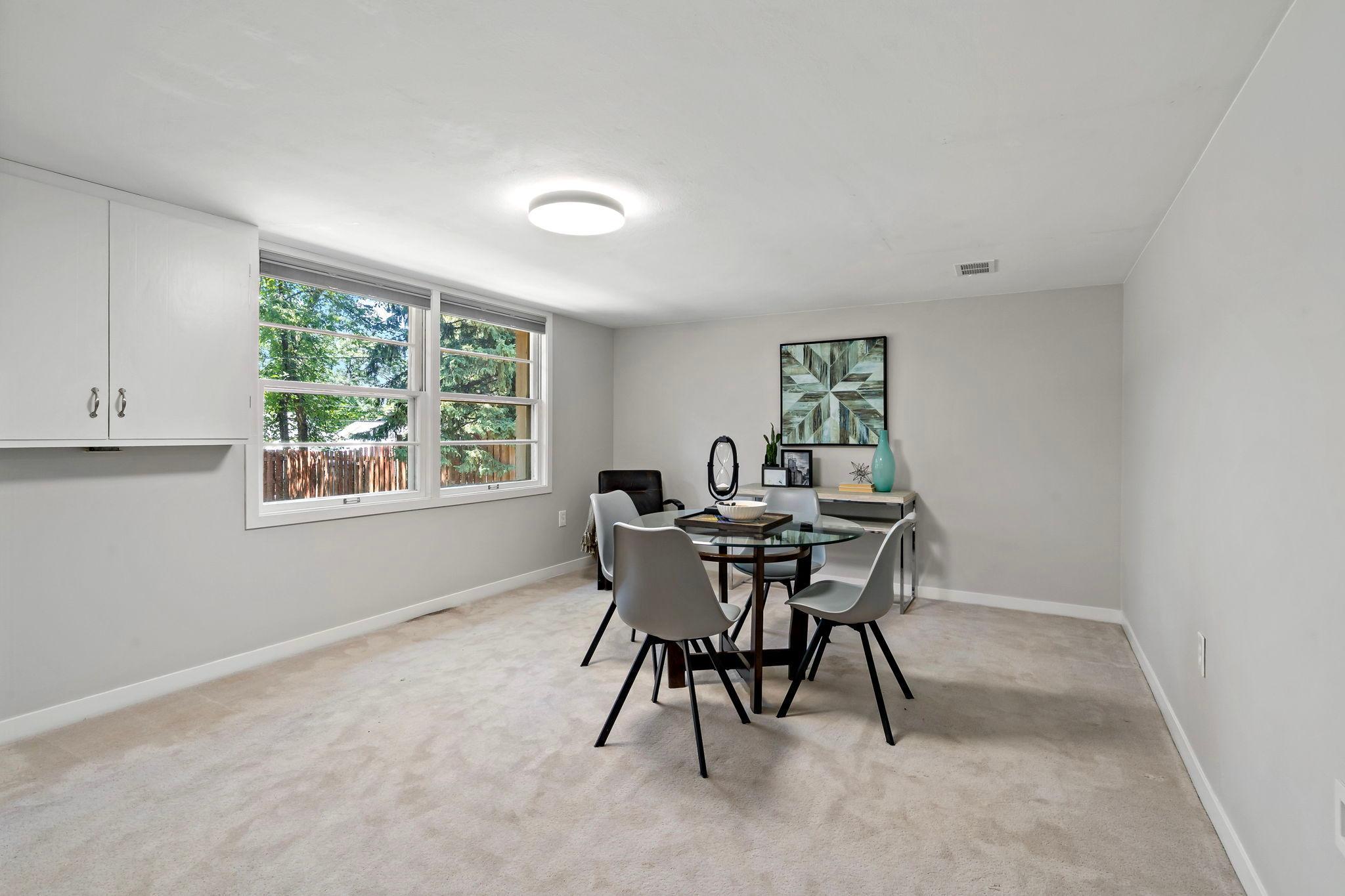 View of Residential at 1389 Prior Avenue, Saint Paul MN 55116, Saint Paul (35 of 51) - Mike Wilen | Minnesota Team Real Estate