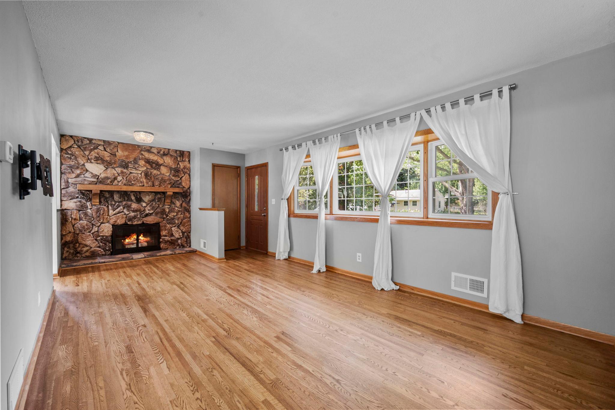 View of Residential at 10433 Washburn Avenue, Bloomington MN 55431, Bloomington (7 of 57) - Mike Wilen | Minnesota Team Real Estate