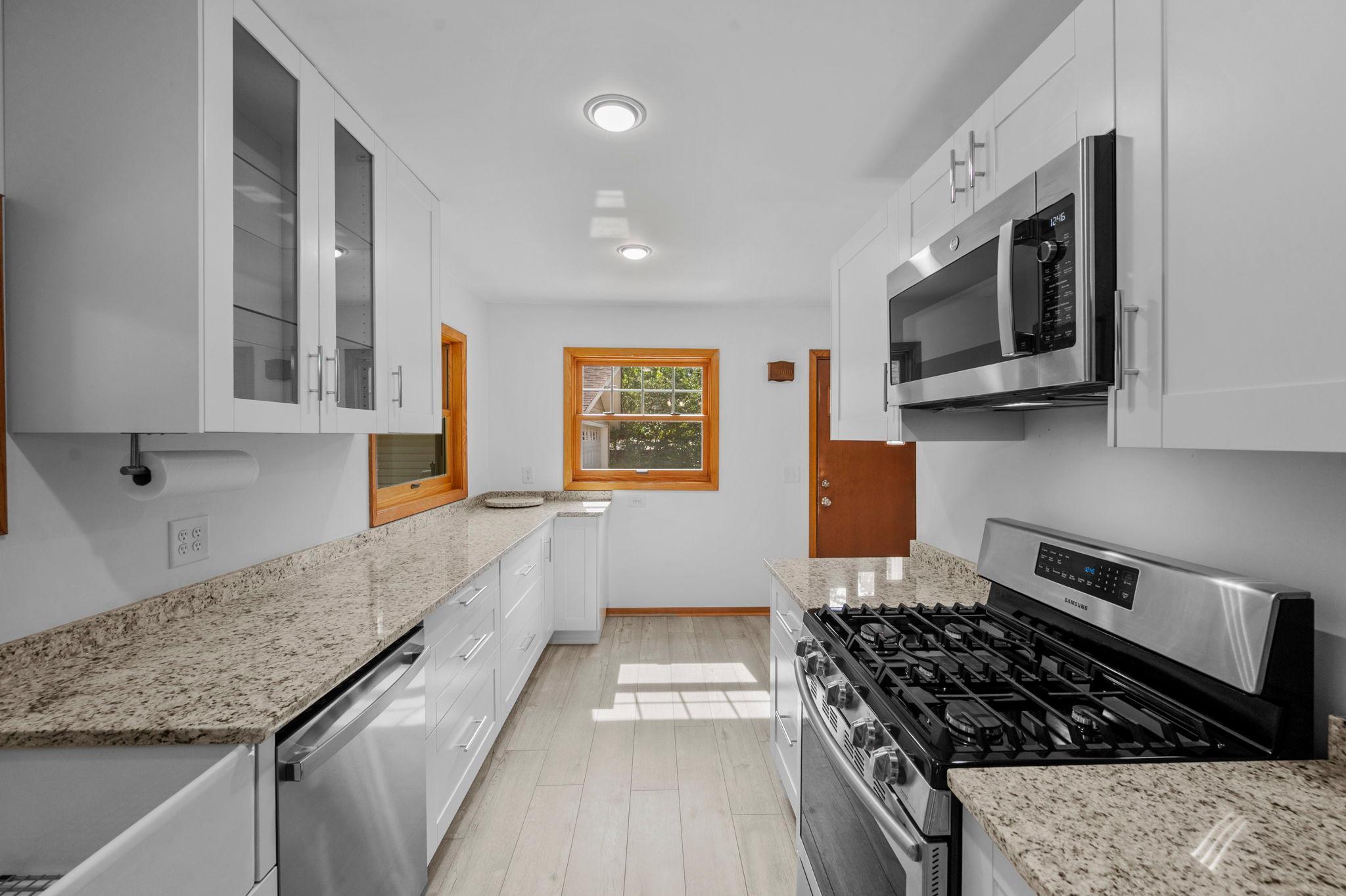 View of Residential at 10433 Washburn Avenue, Bloomington MN 55431, Bloomington (23 of 57) - Mike Wilen | Minnesota Team Real Estate