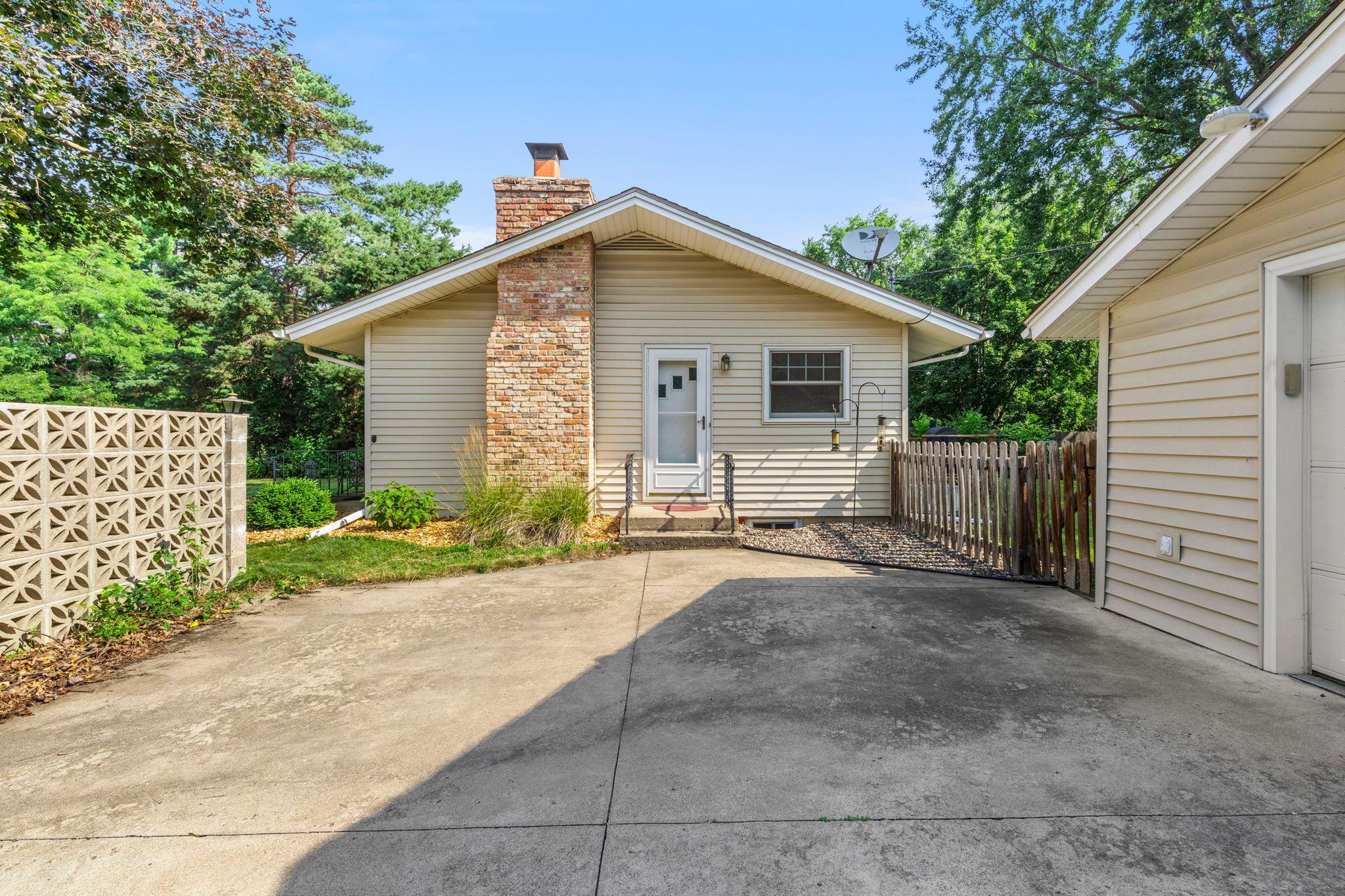 View of Residential at 10433 Washburn Avenue, Bloomington MN 55431, Bloomington (46 of 57) - Mike Wilen | Minnesota Team Real Estate