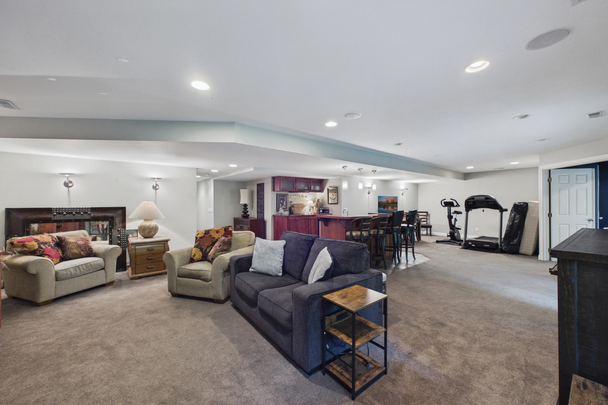 View of Residential at 9728 Belmont Lane, Eden Prairie MN 55347, Eden Prairie (19 of 27) - Mike Wilen | Minnesota Team Real Estate