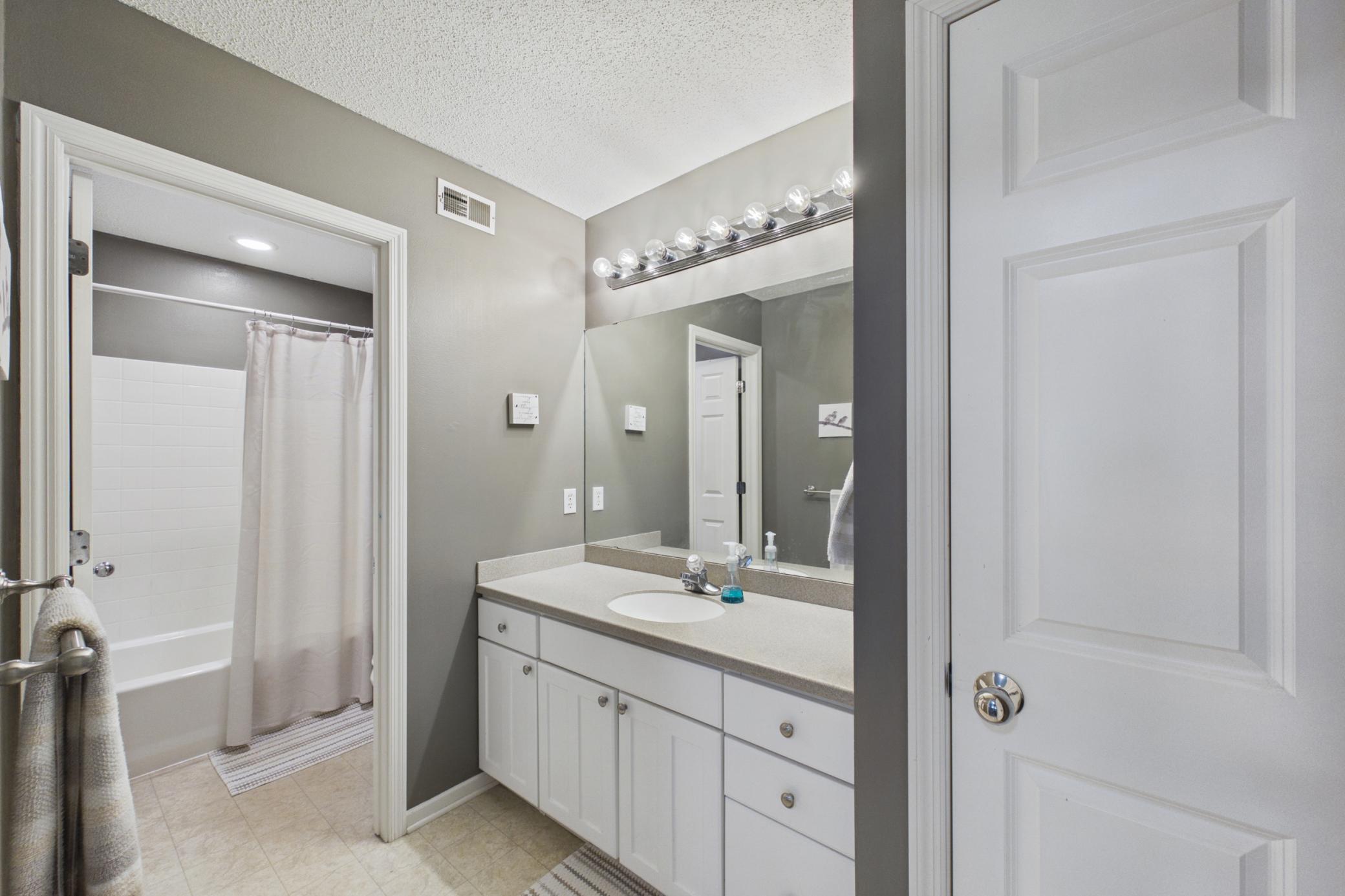 View of Residential at 9728 Belmont Lane, Eden Prairie MN 55347, Eden Prairie (14 of 27) - Mike Wilen | Minnesota Team Real Estate