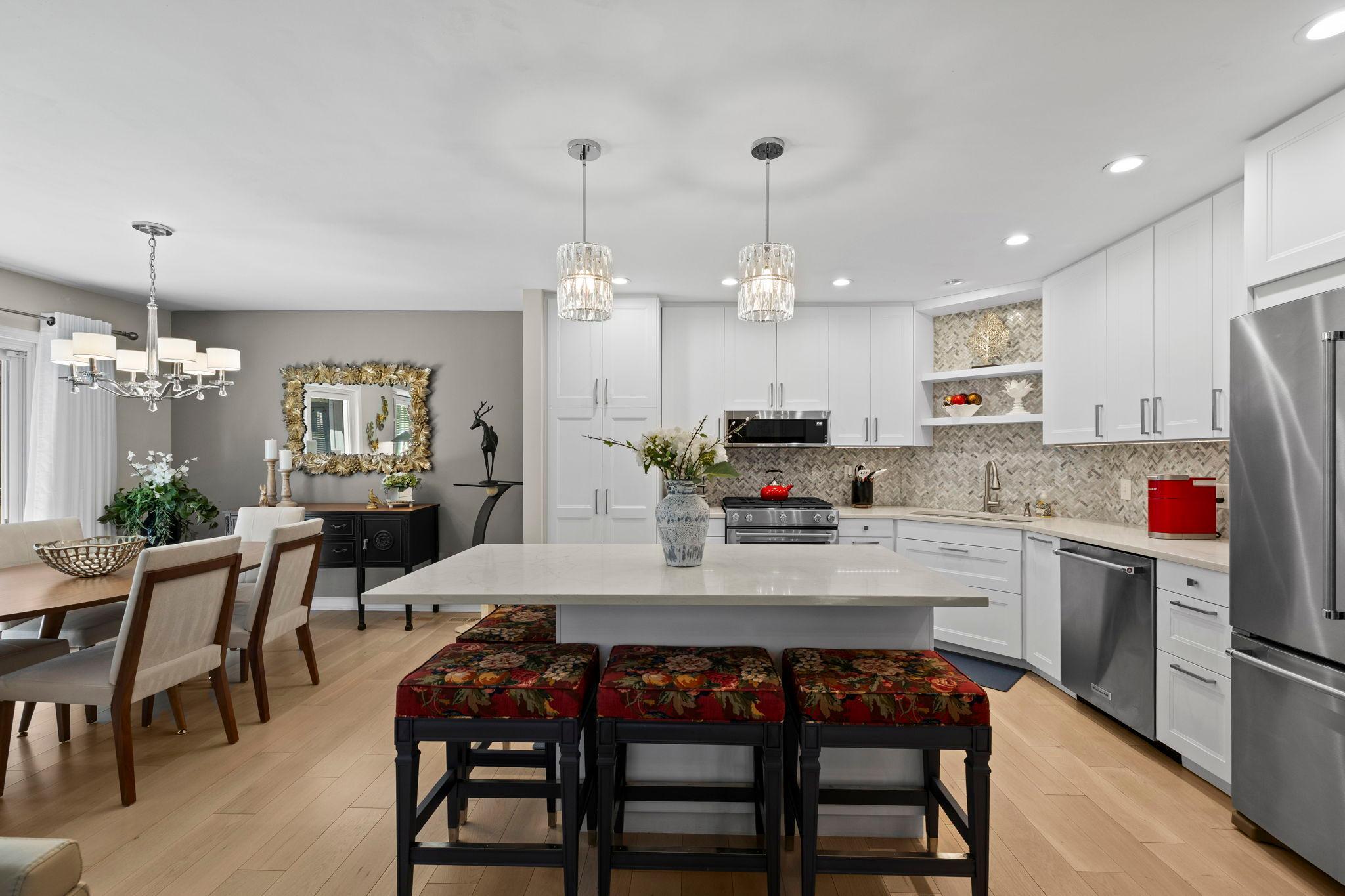 View of Residential at 2284 Sherwood Court, Minnetonka MN 55305, Minnetonka - Mike Wilen | Minnesota Team Real Estate
