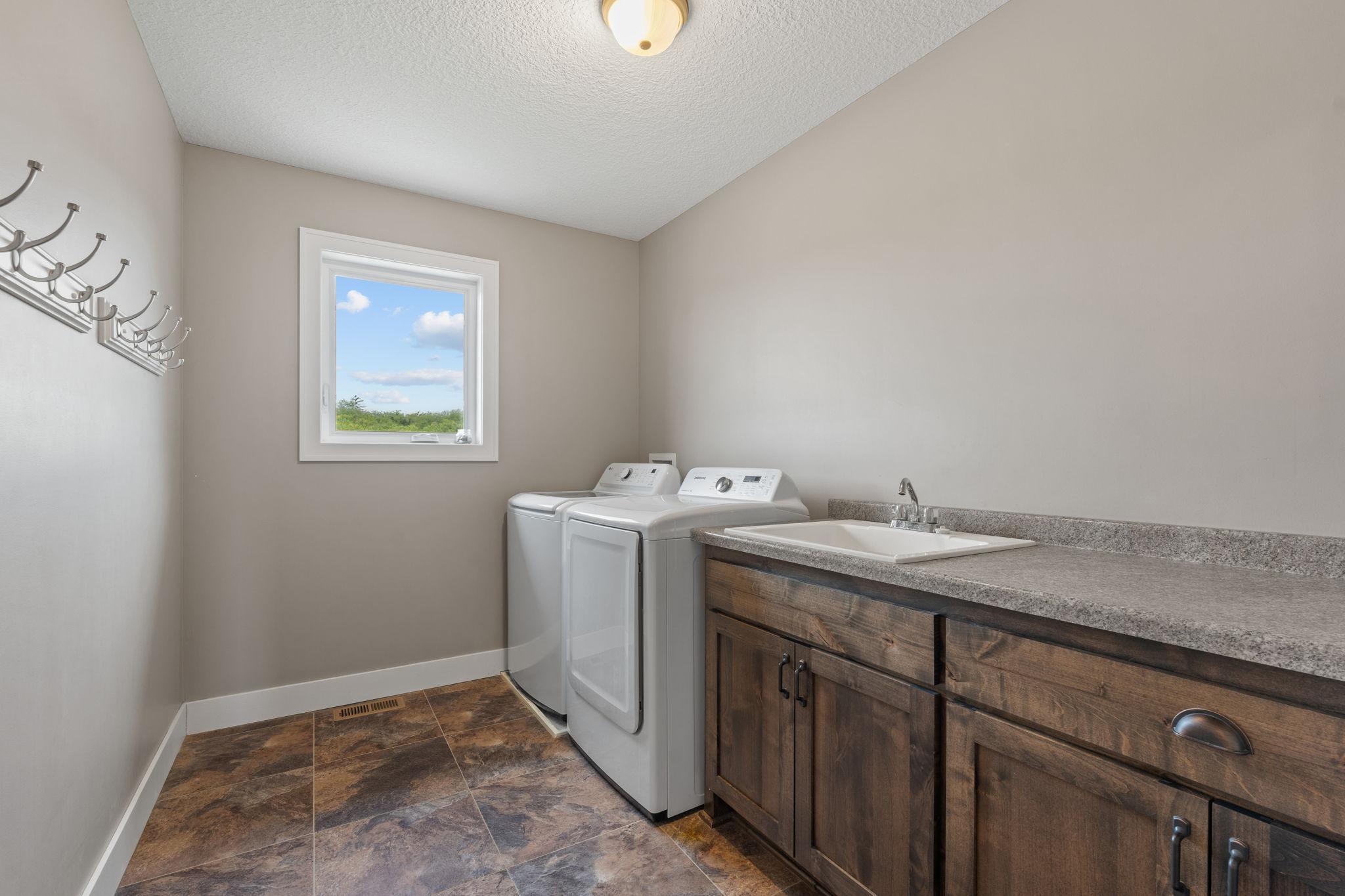 View of Residential at 305 Art Street, New Prague MN 56071, New Prague (26 of 38) - Mike Wilen | Minnesota Team Real Estate