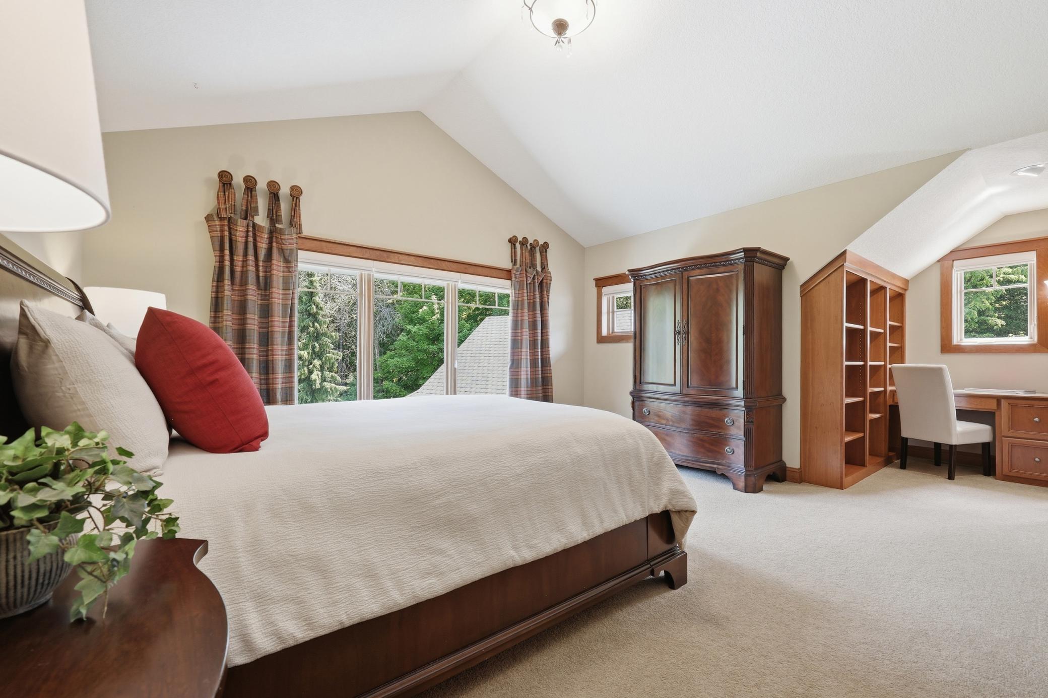 View of Residential at 270 North Shore Drive, Orono MN 55364, Orono (32 of 56) - Mike Wilen | Minnesota Team Real Estate