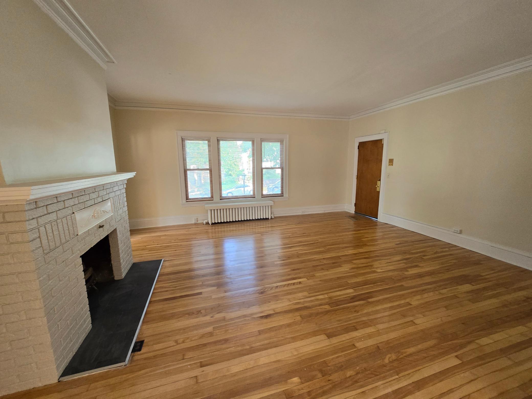 View of Residential Income at 2017 Grand Avenue, Minneapolis MN 55405, Minneapolis (19 of 48) - Mike Wilen | Minnesota Team Real Estate