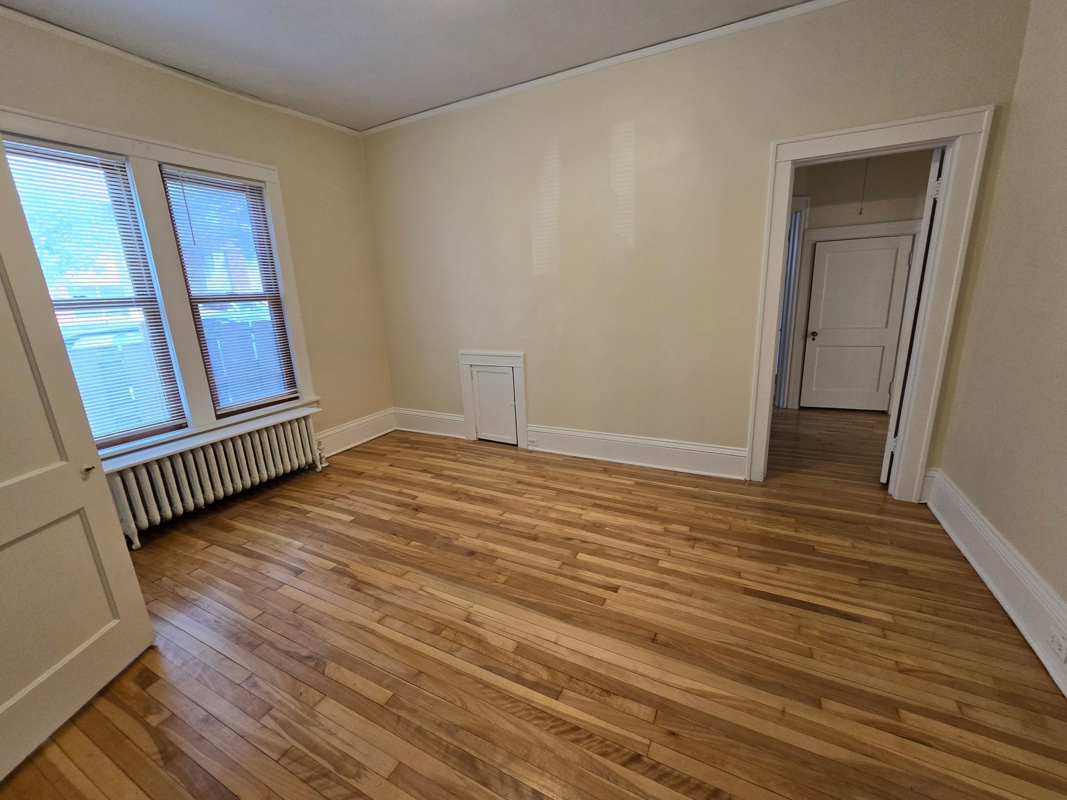 View of Residential Income at 2017 Grand Avenue, Minneapolis MN 55405, Minneapolis (11 of 48) - Mike Wilen | Minnesota Team Real Estate