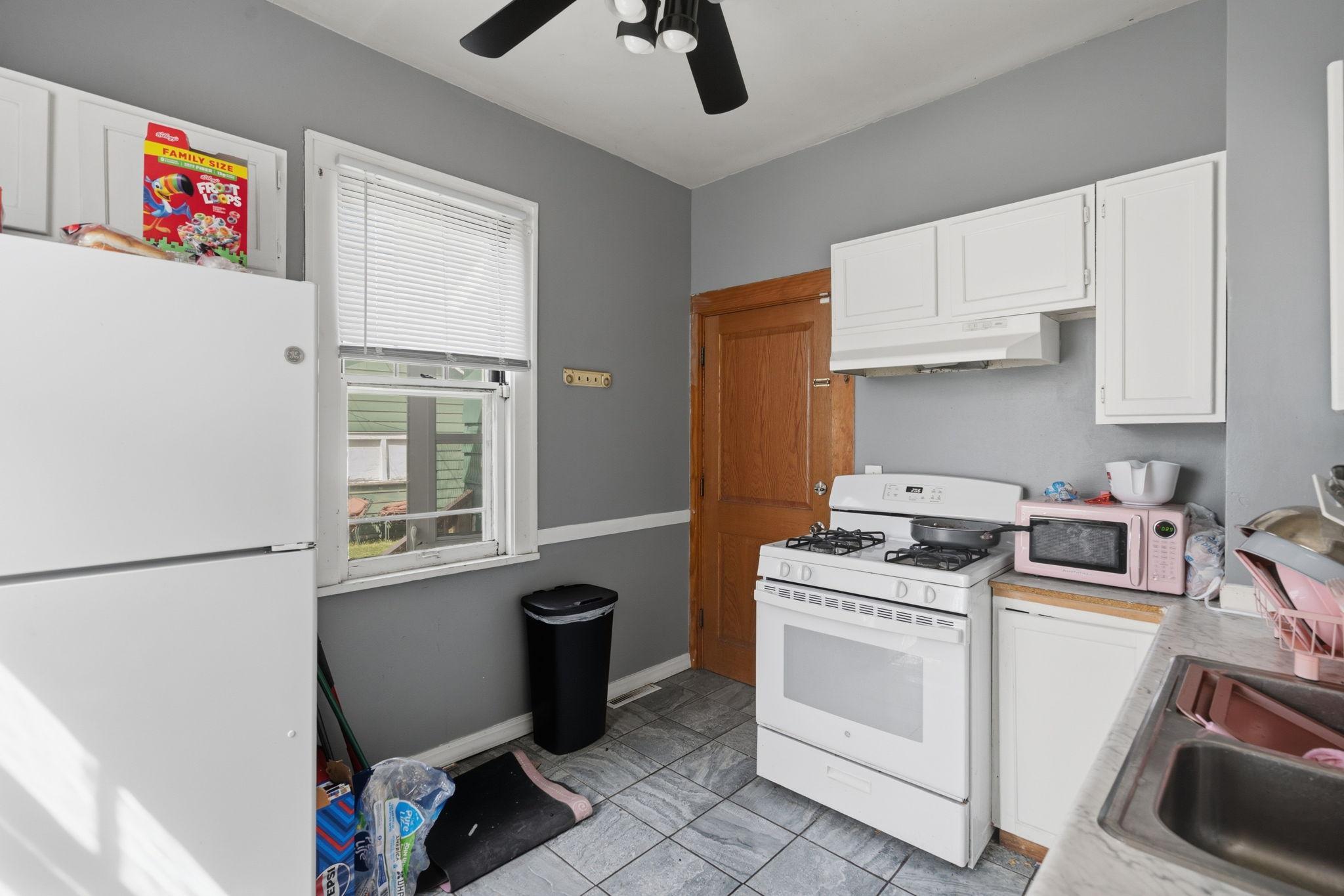 View of Residential Income at 1105 Rose Avenue, Saint Paul MN 55106, Saint Paul (21 of 27) - Mike Wilen | Minnesota Team Real Estate