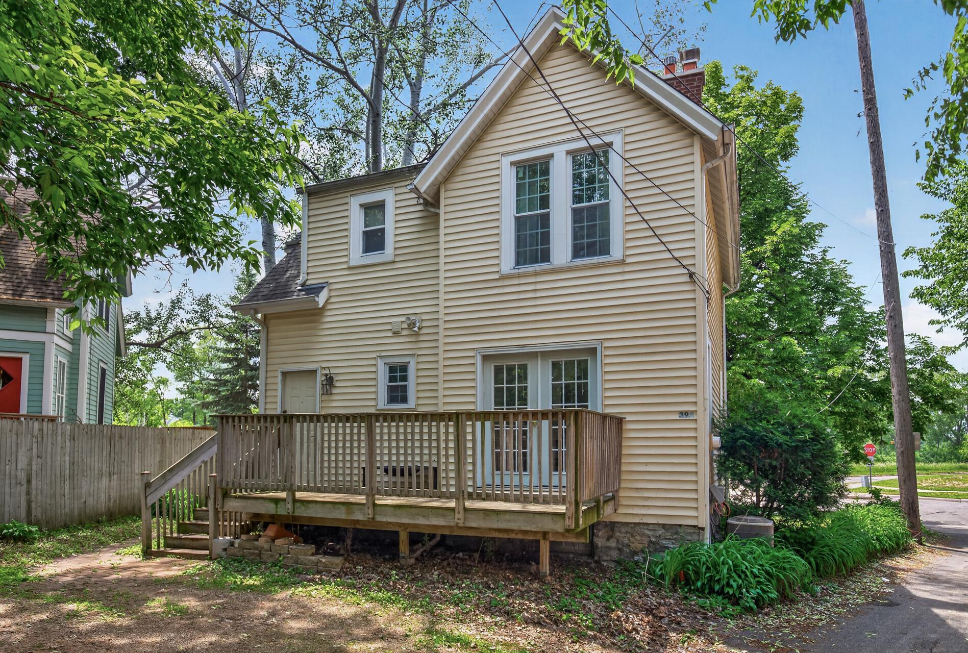 View of Residential at 394 Dewey Street, Saint Paul MN 55104, Saint Paul (42 of 45) - Mike Wilen | Minnesota Team Real Estate