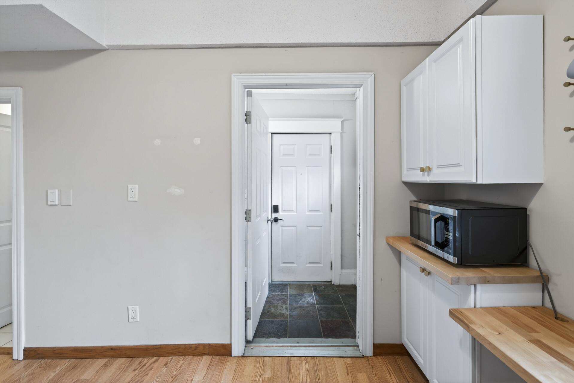 View of Residential at 394 Dewey Street, Saint Paul MN 55104, Saint Paul (22 of 45) - Mike Wilen | Minnesota Team Real Estate