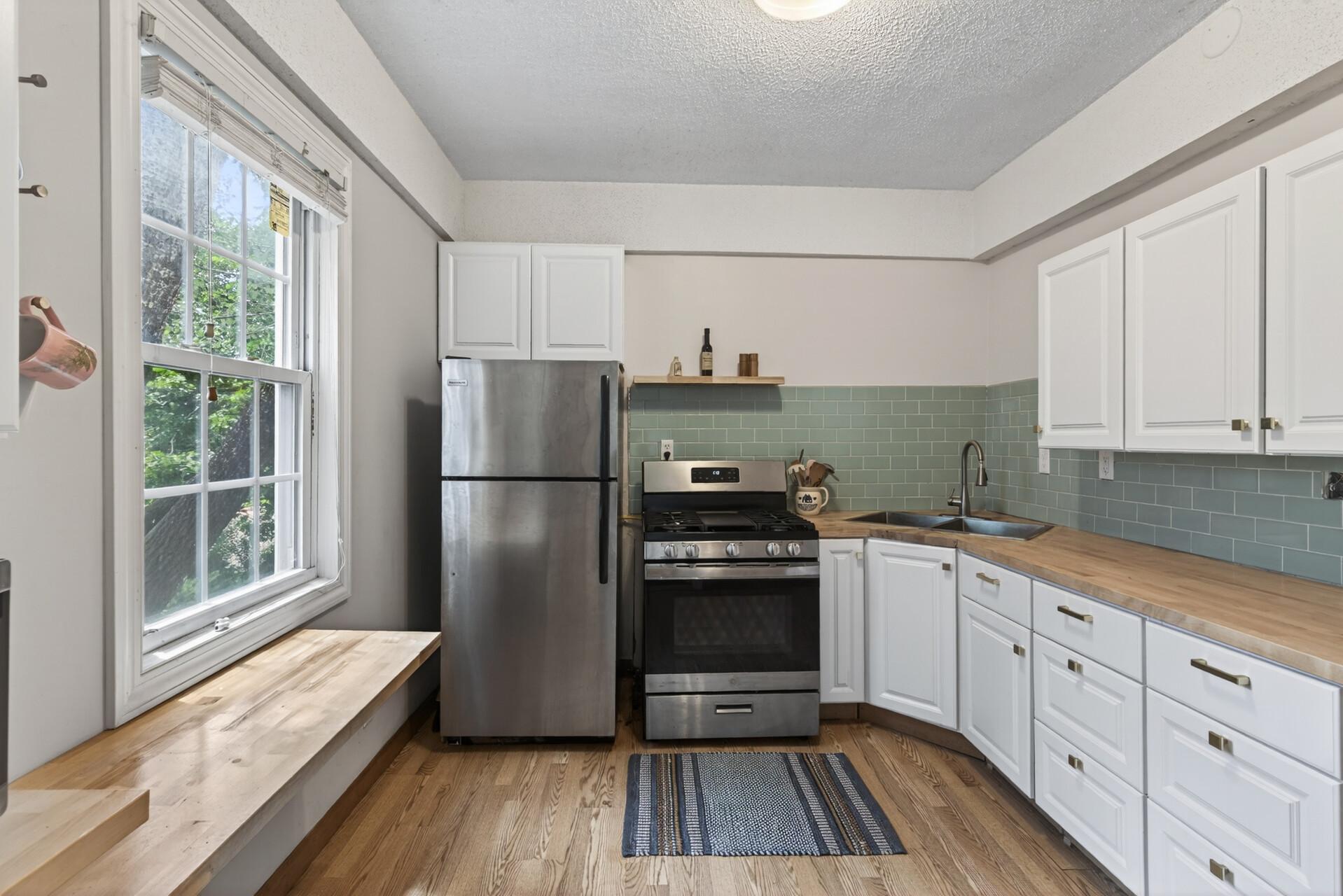 View of Residential at 394 Dewey Street, Saint Paul MN 55104, Saint Paul (21 of 45) - Mike Wilen | Minnesota Team Real Estate