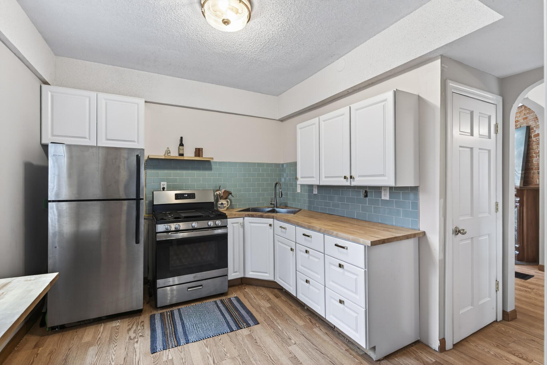 View of Residential at 394 Dewey Street, Saint Paul MN 55104, Saint Paul (20 of 45) - Mike Wilen | Minnesota Team Real Estate