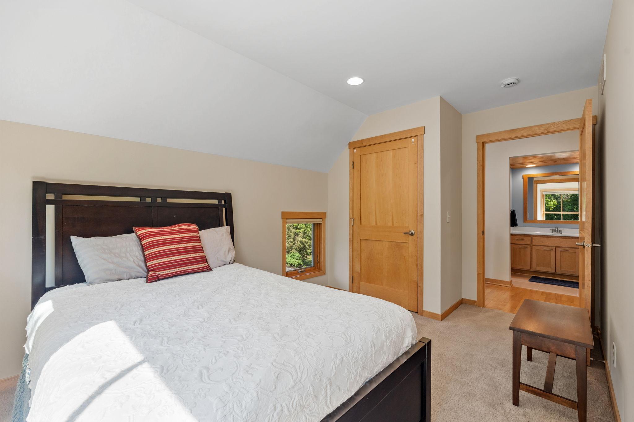 View of Residential at 7521 River Road, Inver Grove Heights MN 55076, Inver Grove Heights (57 of 135) - Mike Wilen | Minnesota Team Real Estate