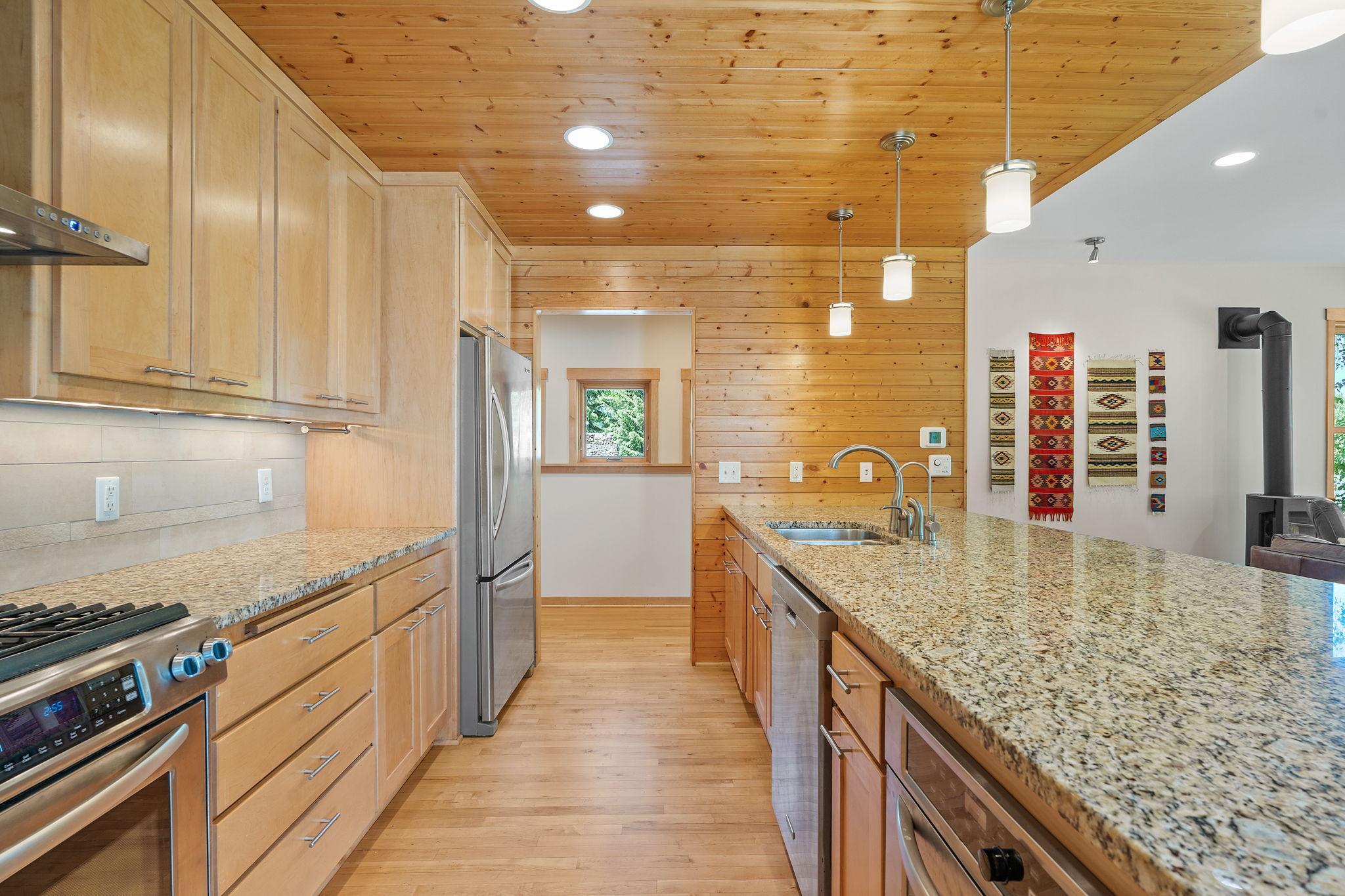 View of Residential at 7521 River Road, Inver Grove Heights MN 55076, Inver Grove Heights (20 of 135) - Mike Wilen | Minnesota Team Real Estate