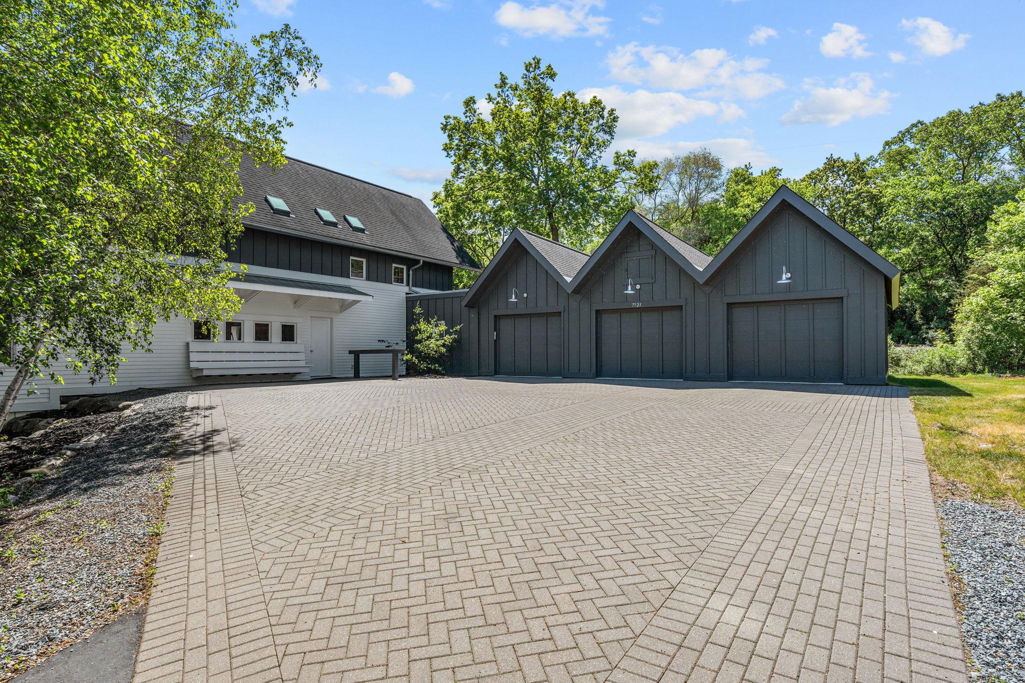 View of Residential at 7521 River Road, Inver Grove Heights MN 55076, Inver Grove Heights (100 of 135) - Mike Wilen | Minnesota Team Real Estate