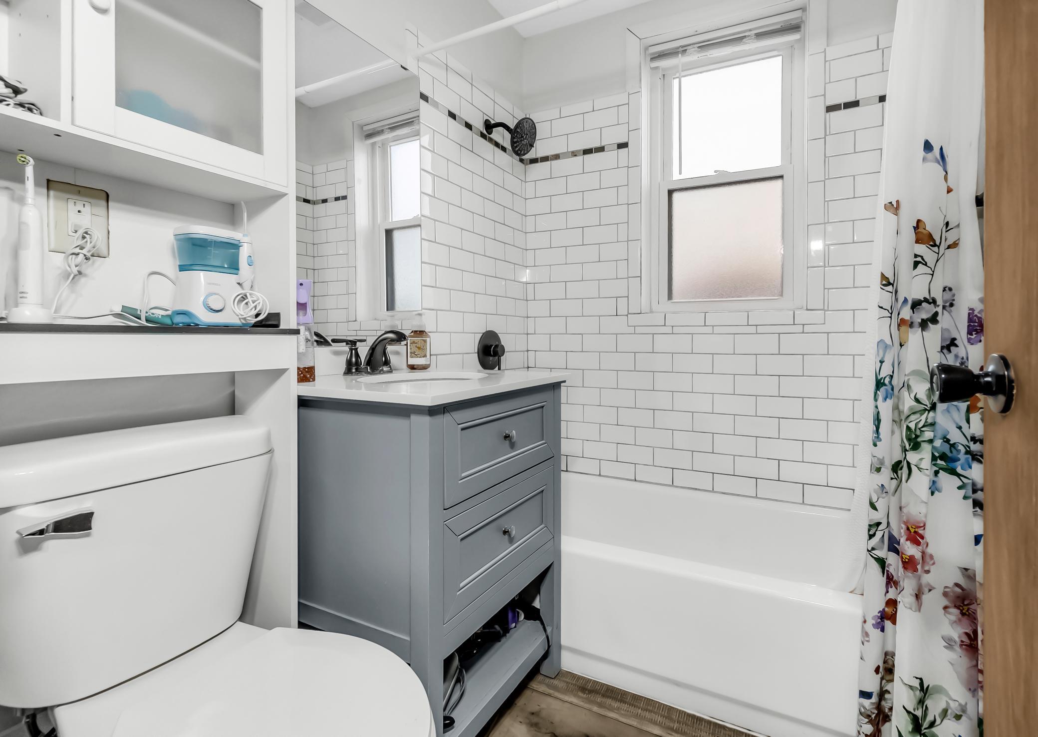 View of Residential at 1106 Irving Avenue, Minneapolis MN 55411, Minneapolis (13 of 26) - Mike Wilen | Minnesota Team Real Estate