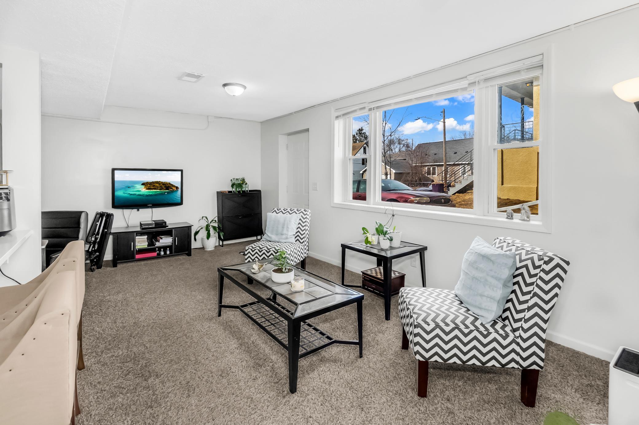 View of Residential at 1106 Irving Avenue, Minneapolis MN 55411, Minneapolis (14 of 26) - Mike Wilen | Minnesota Team Real Estate