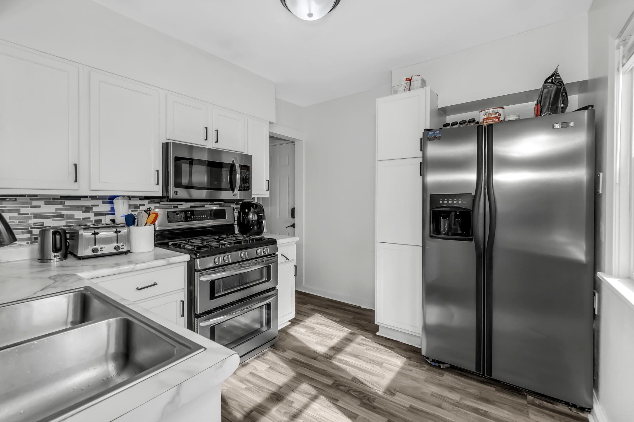 View of Residential at 1106 Irving Avenue, Minneapolis MN 55411, Minneapolis (6 of 26) - Mike Wilen | Minnesota Team Real Estate